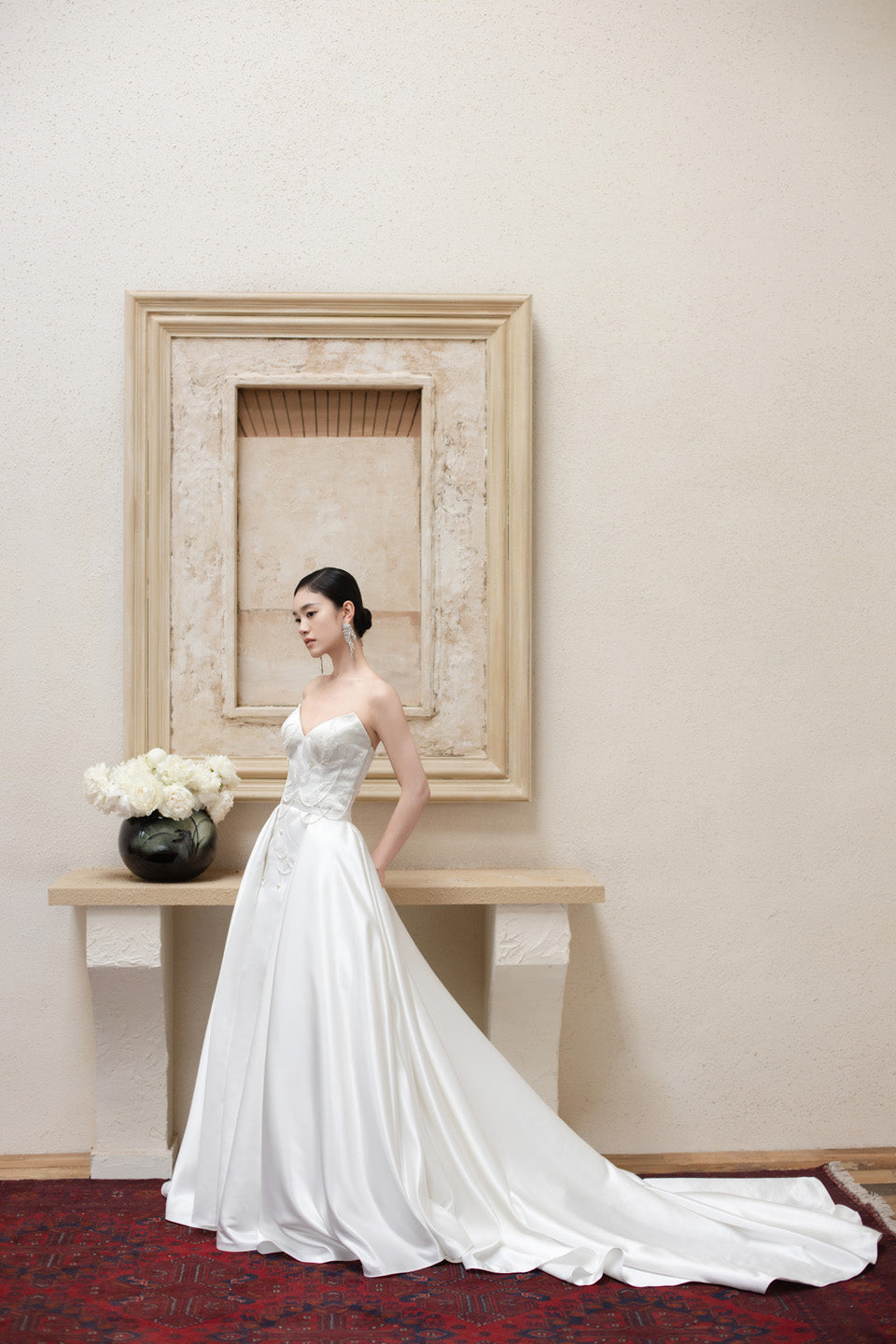 GORGEOUS Pearl chain strapless maxi dress