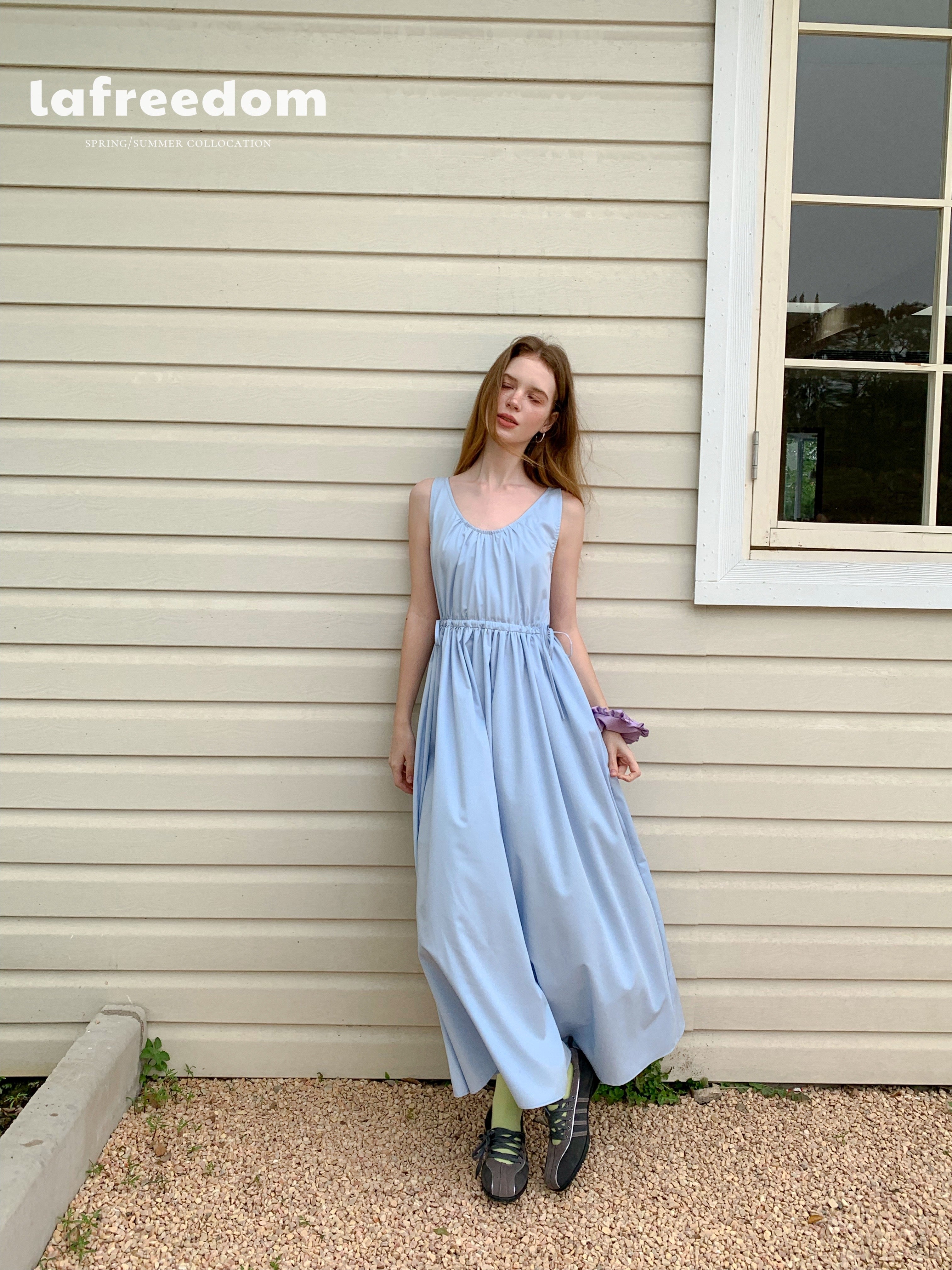 Lafreedom LAC350516 Simple waist cinching dress