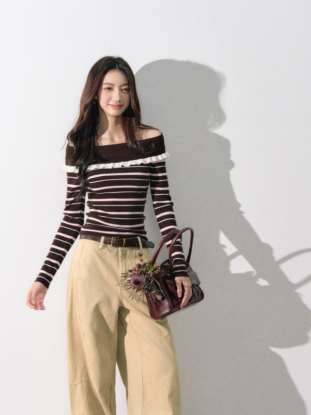 Lafreedom LAF350820&amp;LAF350821 Off shoulder round neck knitted top + pants set