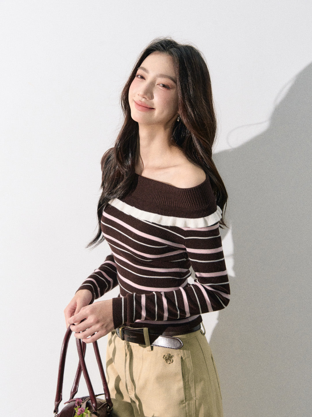 Lafreedom LAF350820&amp;LAF350821 Off shoulder round neck knitted top + pants set