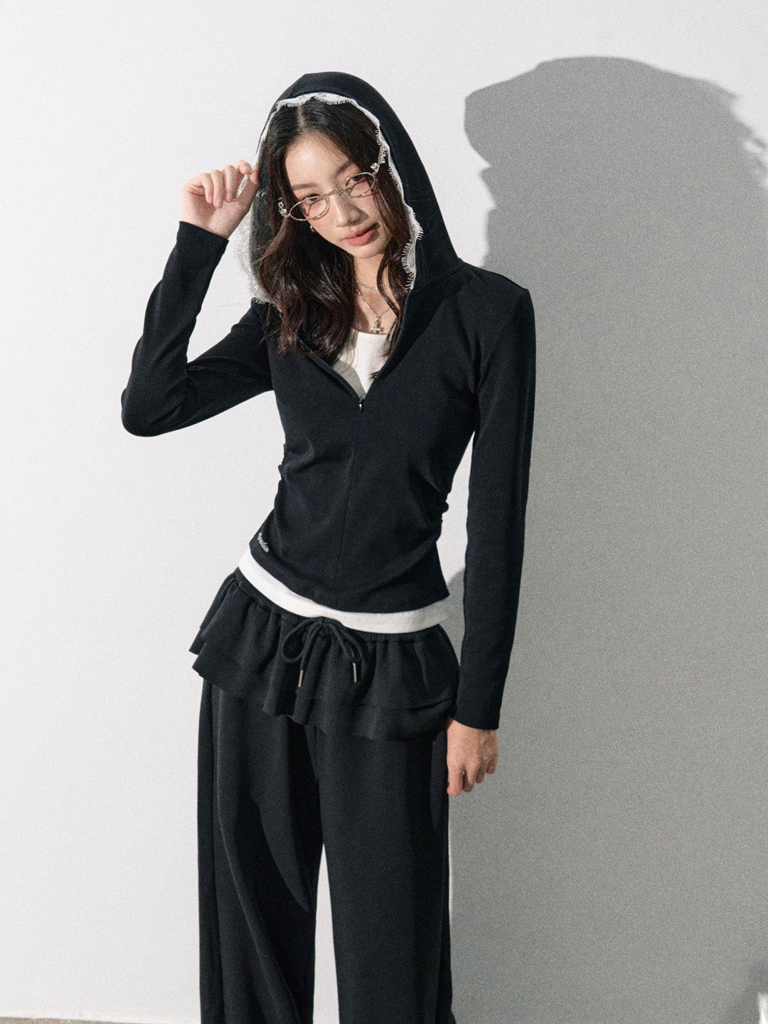 Lafreedom LAF350810 Splicing lace hooded knit sweater