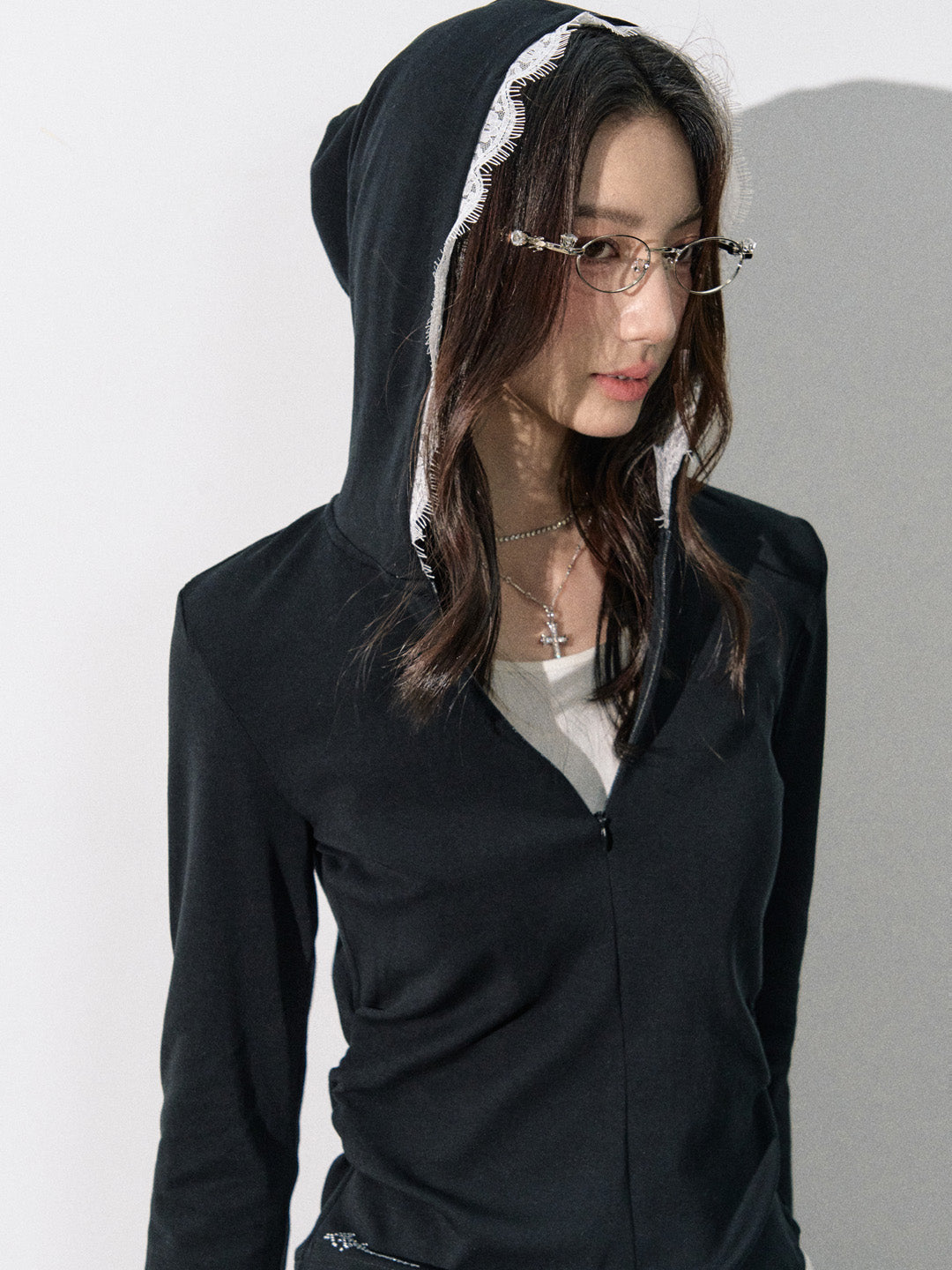 Lafreedom LAF350810 Splicing lace hooded knit sweater