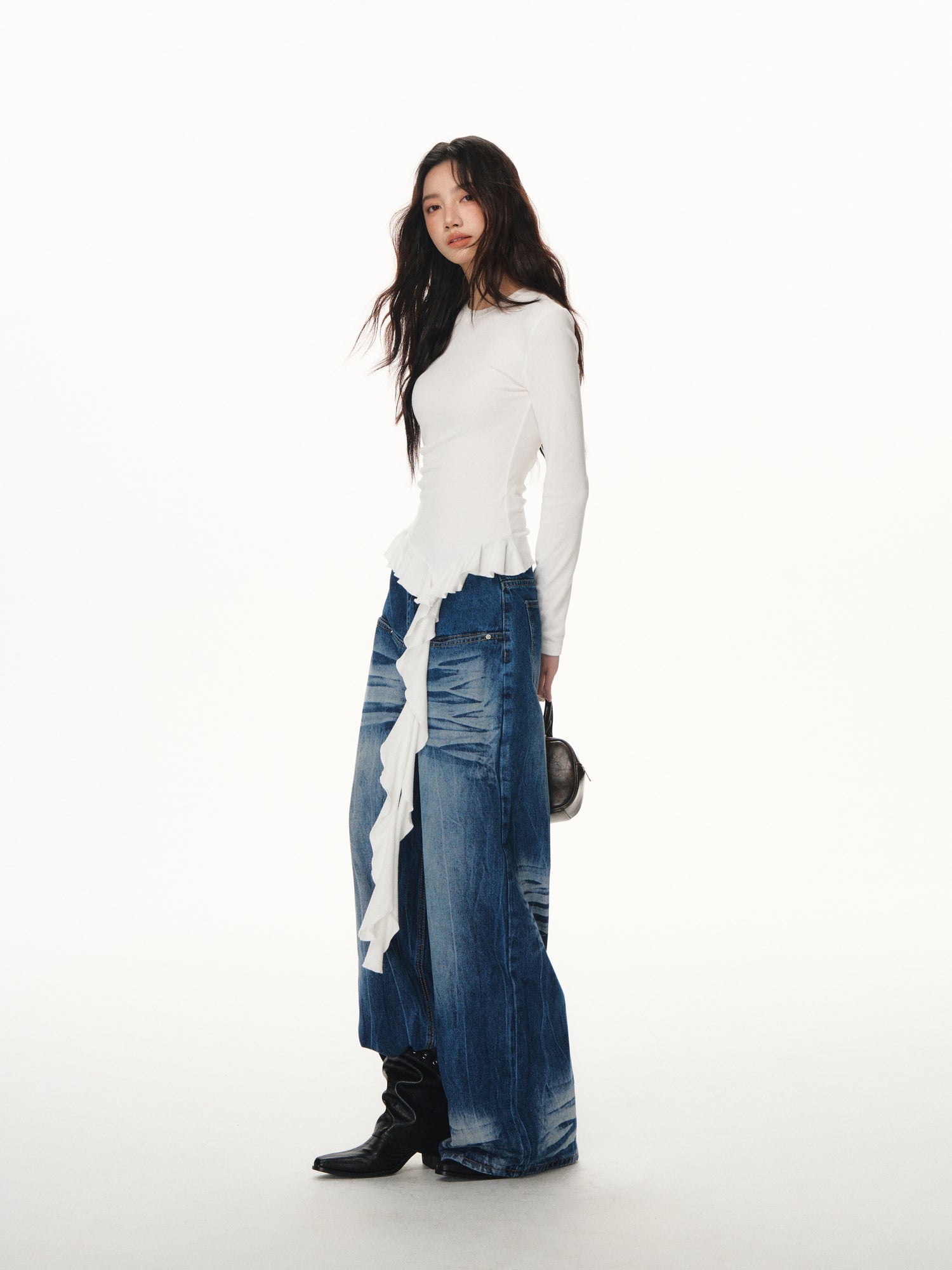 Lafreedom LAF351101 Ruffle ribbon base long sleeved Tee