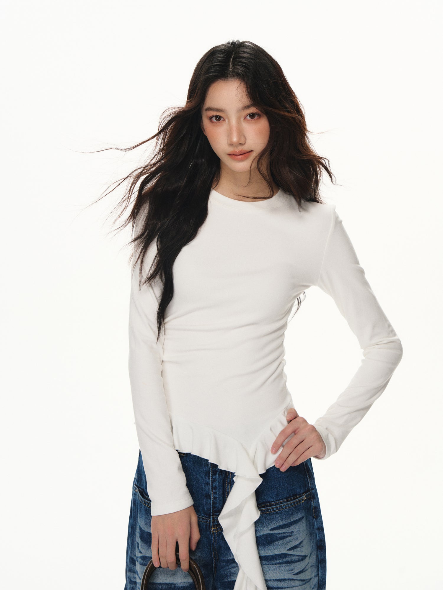 Lafreedom LAF351101 Ruffle ribbon base long sleeved Tee