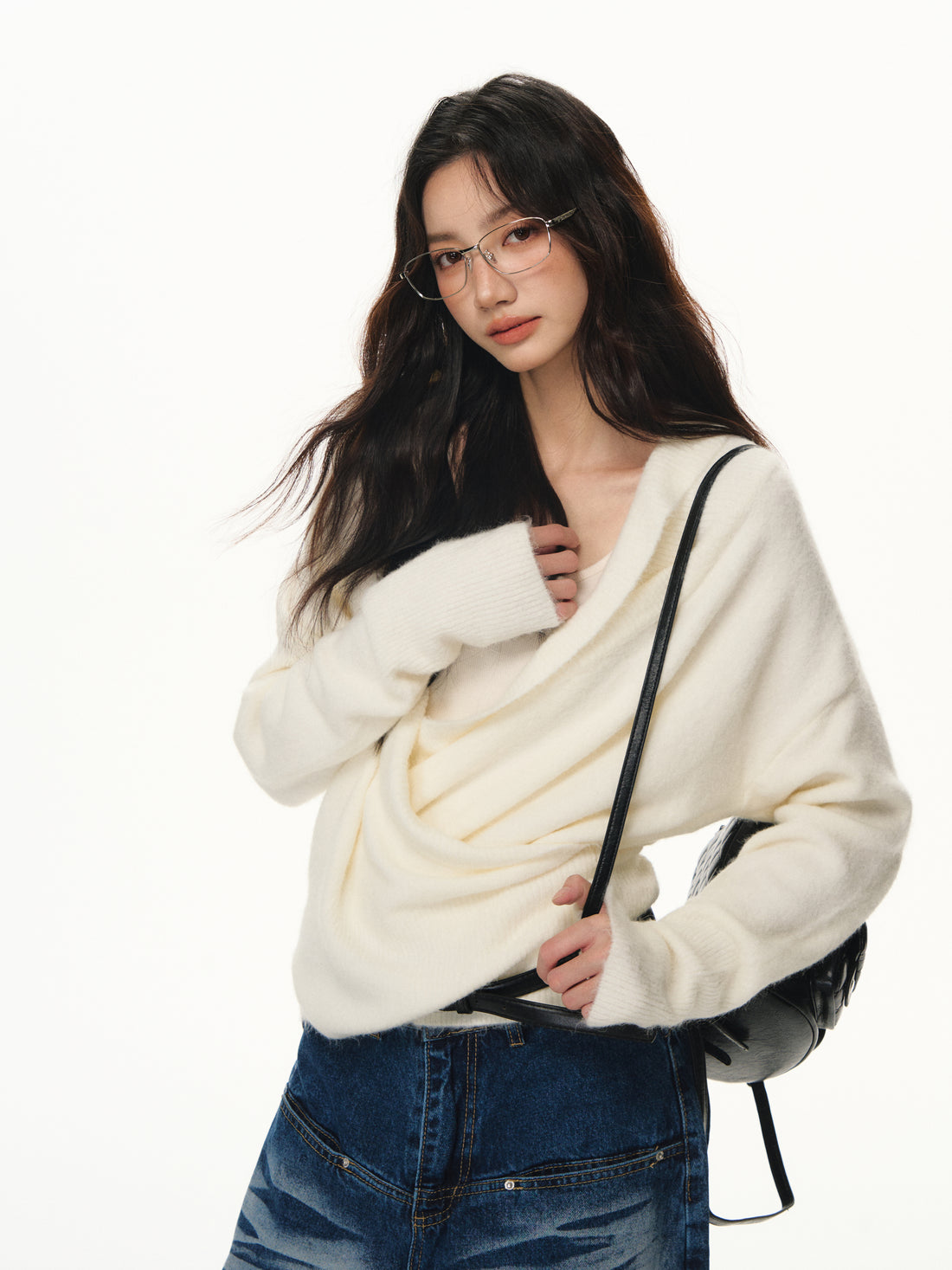 Lafreedom LAF351108 Swinging collar cross wool knitted two-piece set