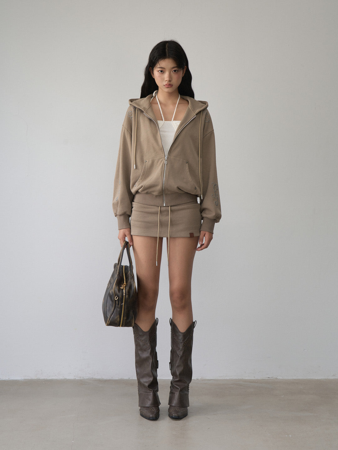 VIA PITTI VIACC486 Rivet design hooded sweatshirt
