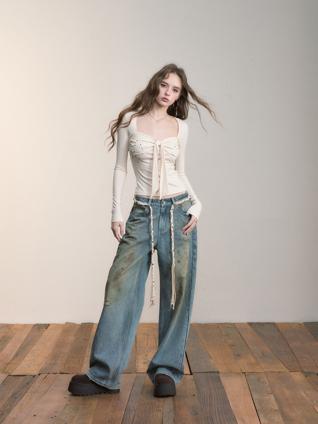 VIA PITTI VIACTP497 Bow colored rhinestone sweater