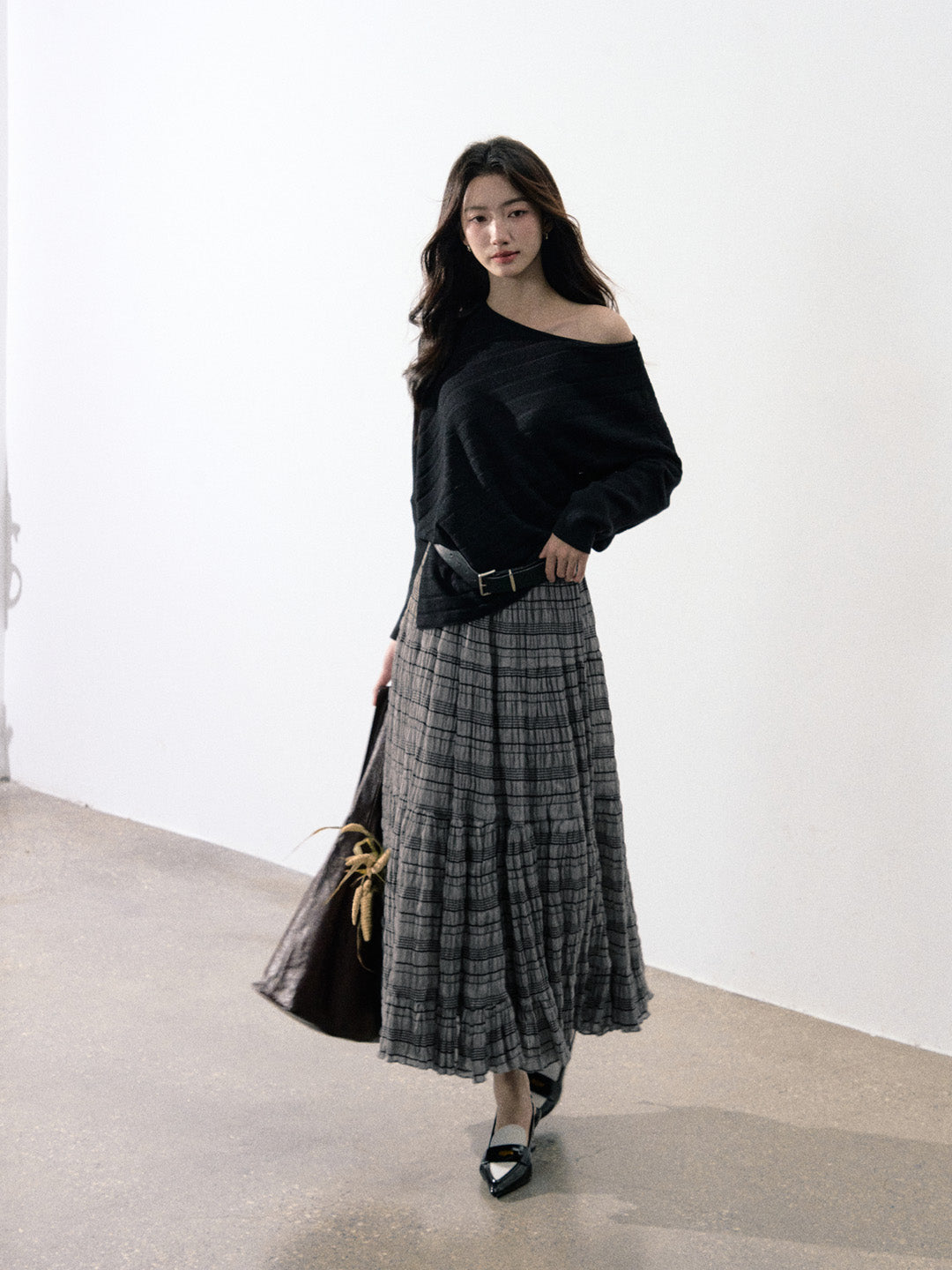 Lafreedom LAF350906&amp;LAF350907 Lazy style loose off shoulder top +skirt set