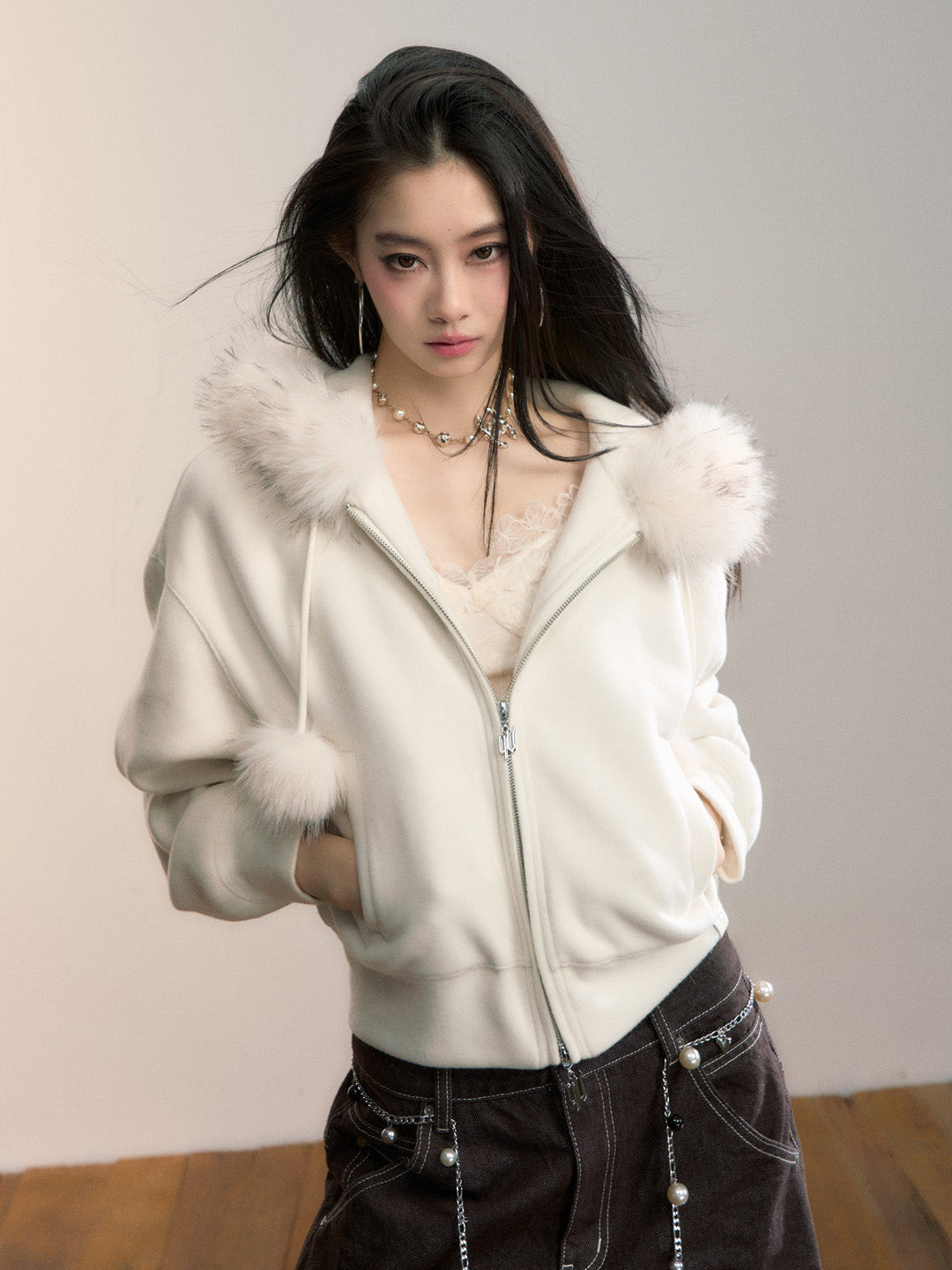VIA PITTI VIADC682 Velvet collar fur ball hoodie jacket