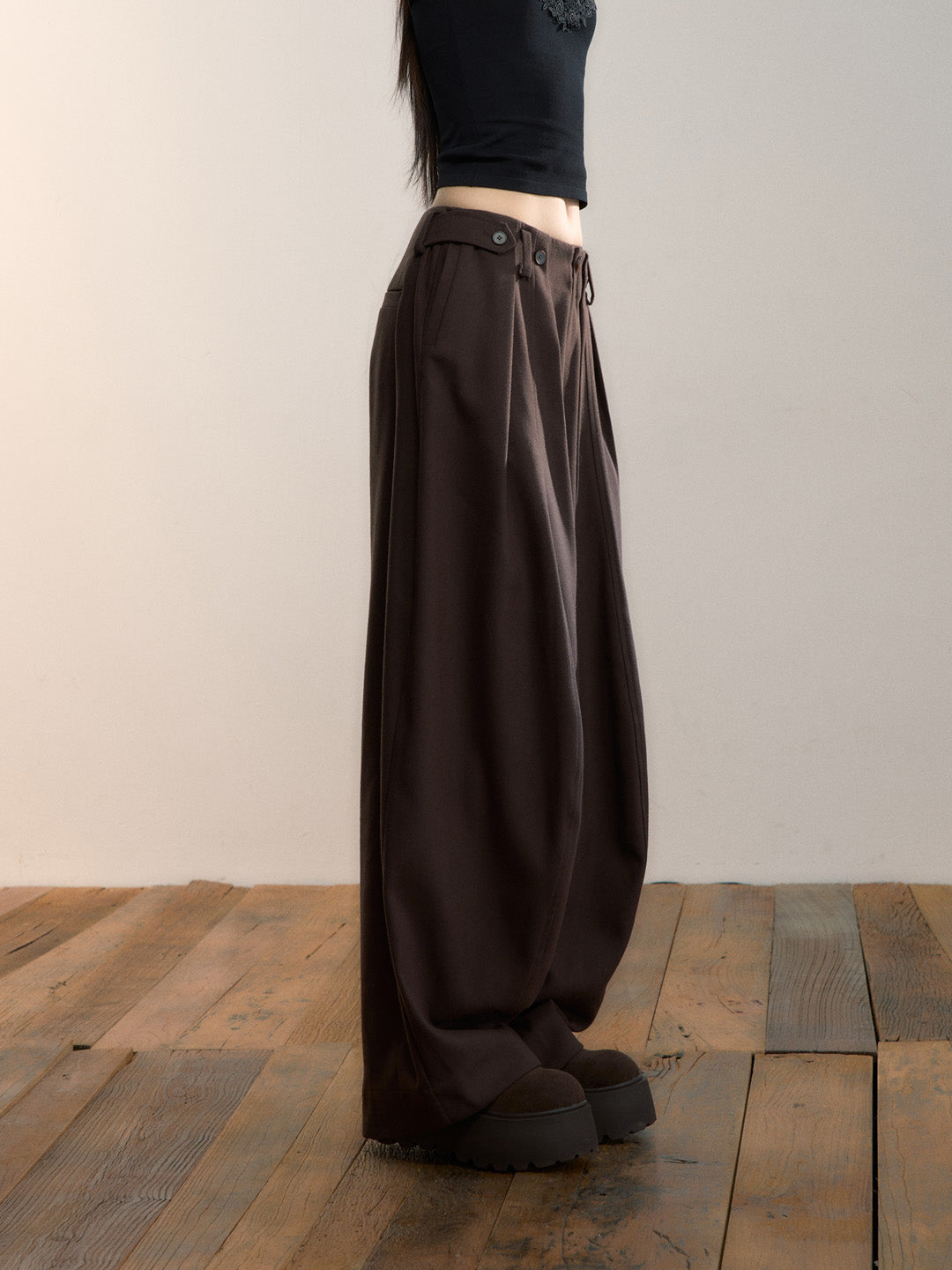 VIA PITTI VIADP683 Button design pleated and thickened casual trousers