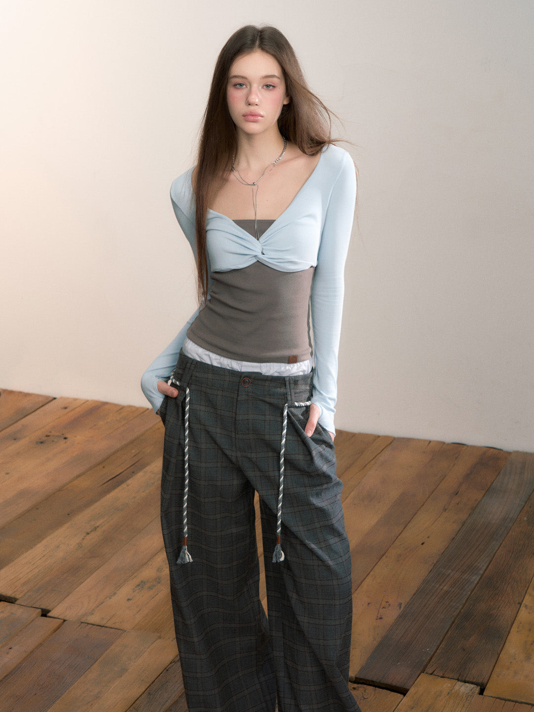 VIA PITTI VIADTP689 Splicing fake two-piece contrasting strapless long sleeved shirt