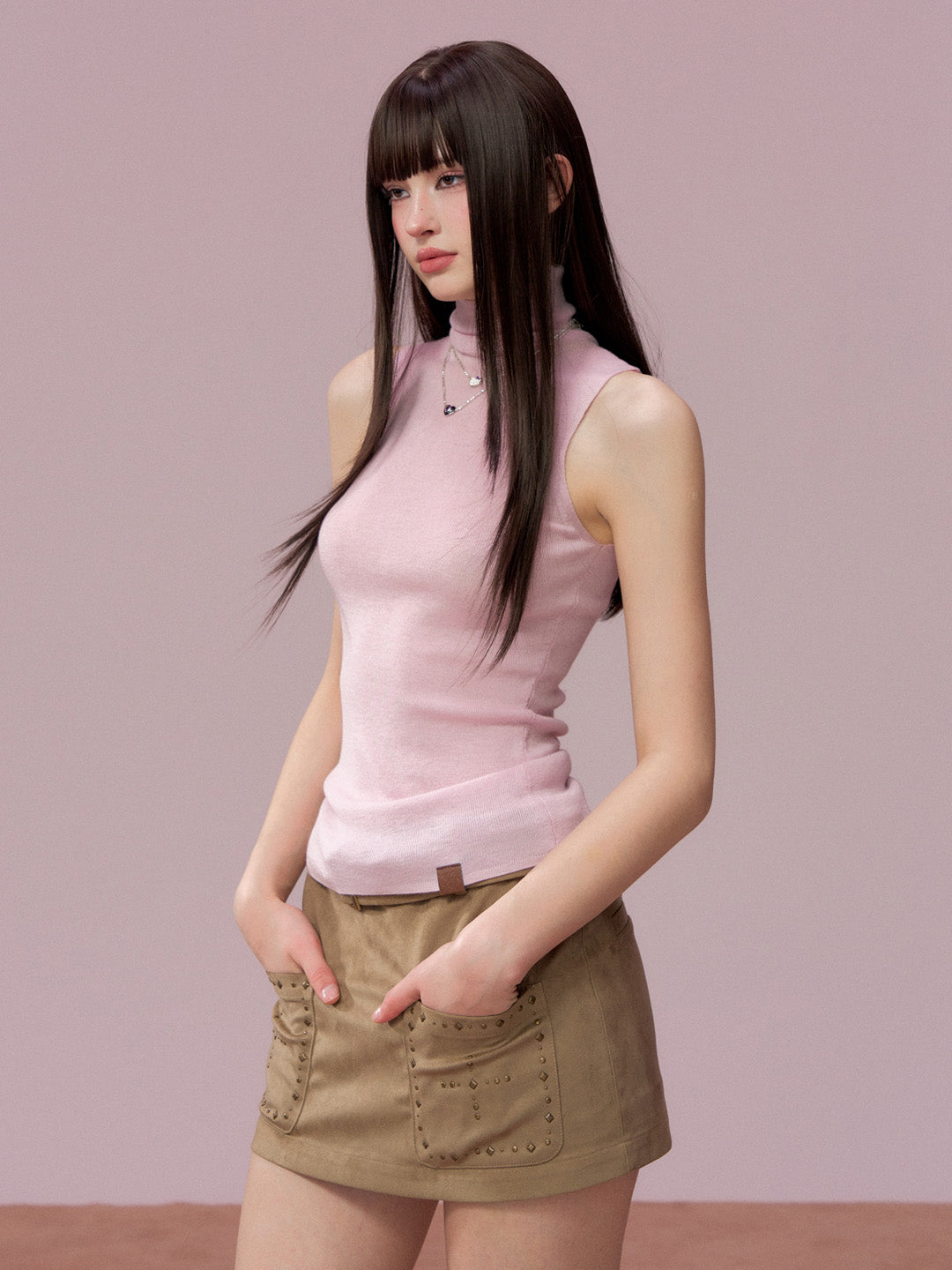 VIA PITTI VIADK782 Versatile high neck sleeveless woolen vest