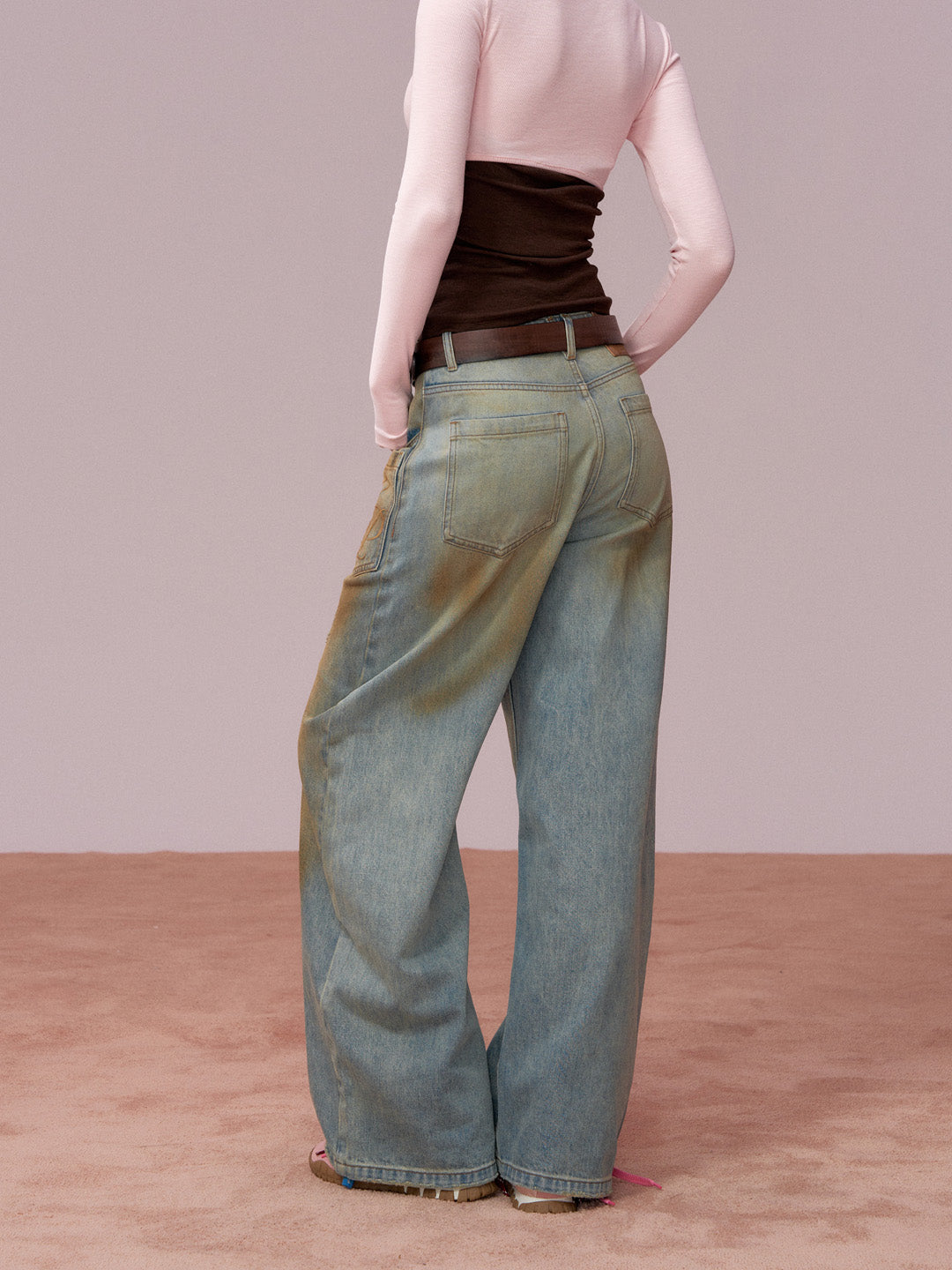 VIA PITTI VIADP778 Distressed large pocket loose-fitting denim trousers