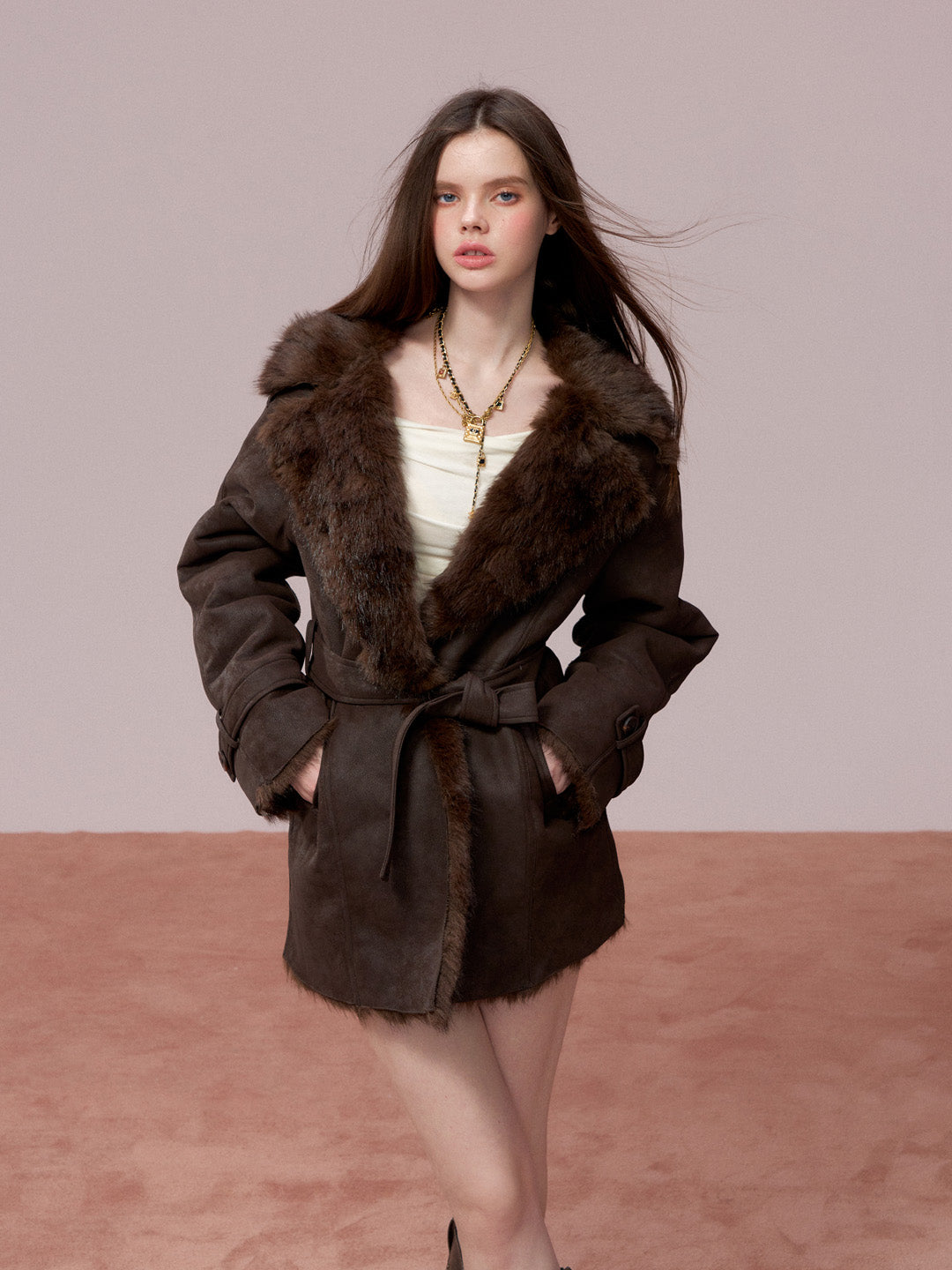 VIA PITTI VIADC681 Fur and leather one-piece waist cinching coat