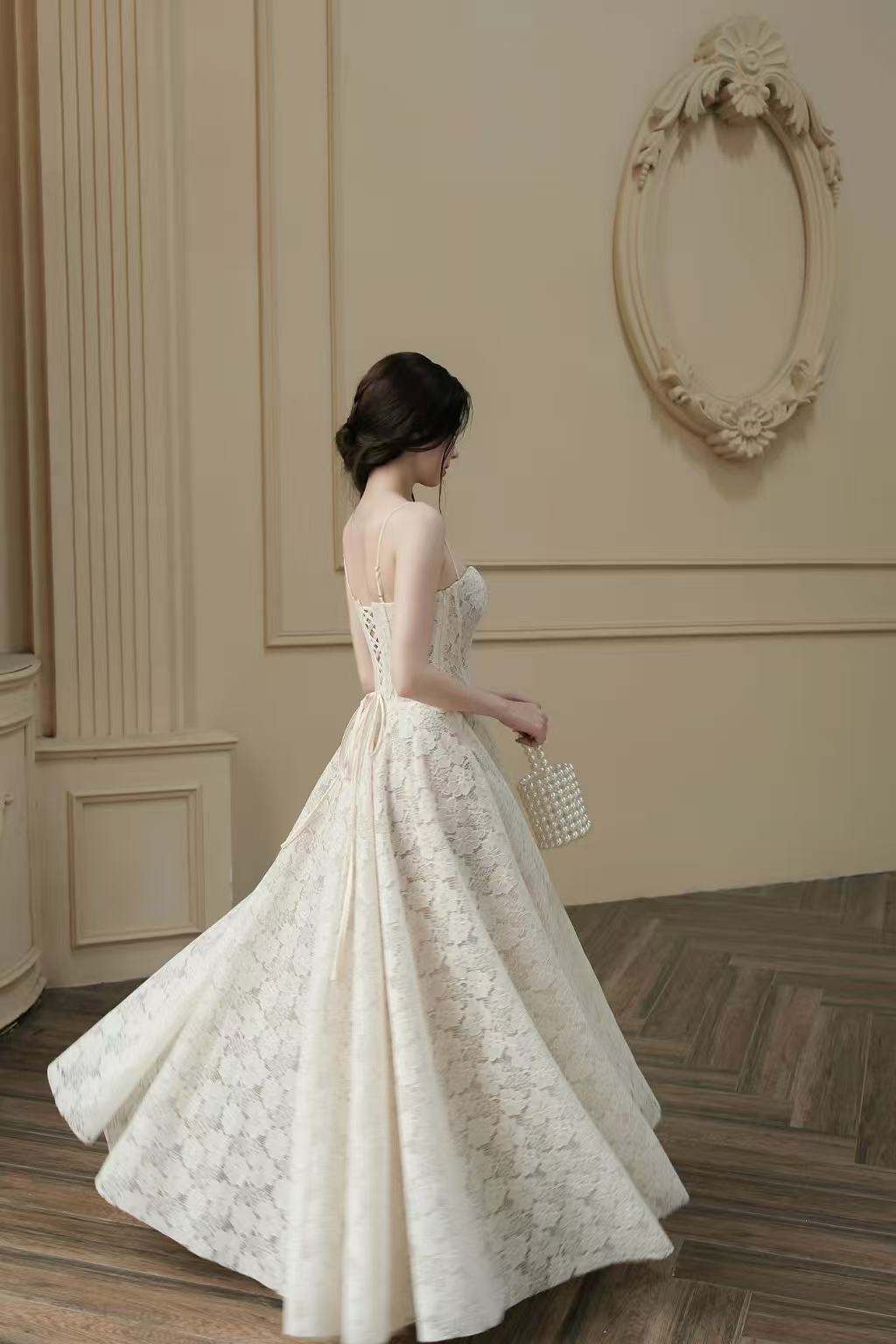 SOVI HOUSE Celina Dress