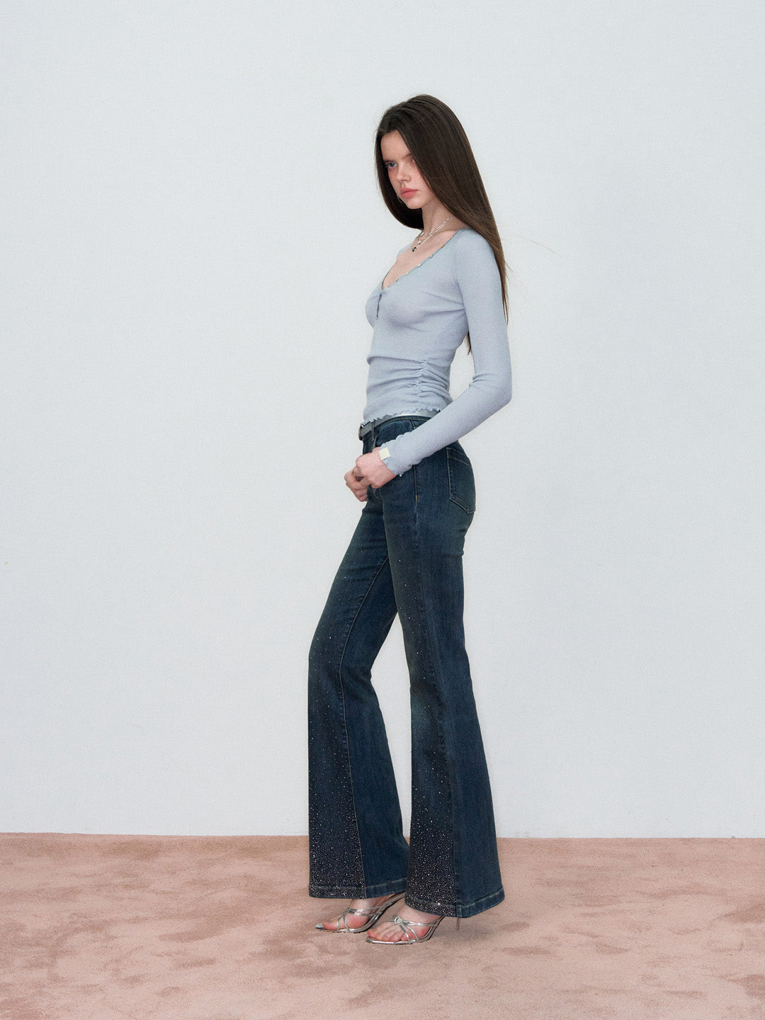 VIA PITTI VIAAK866 Versatile basic waist cinching wool base sweater