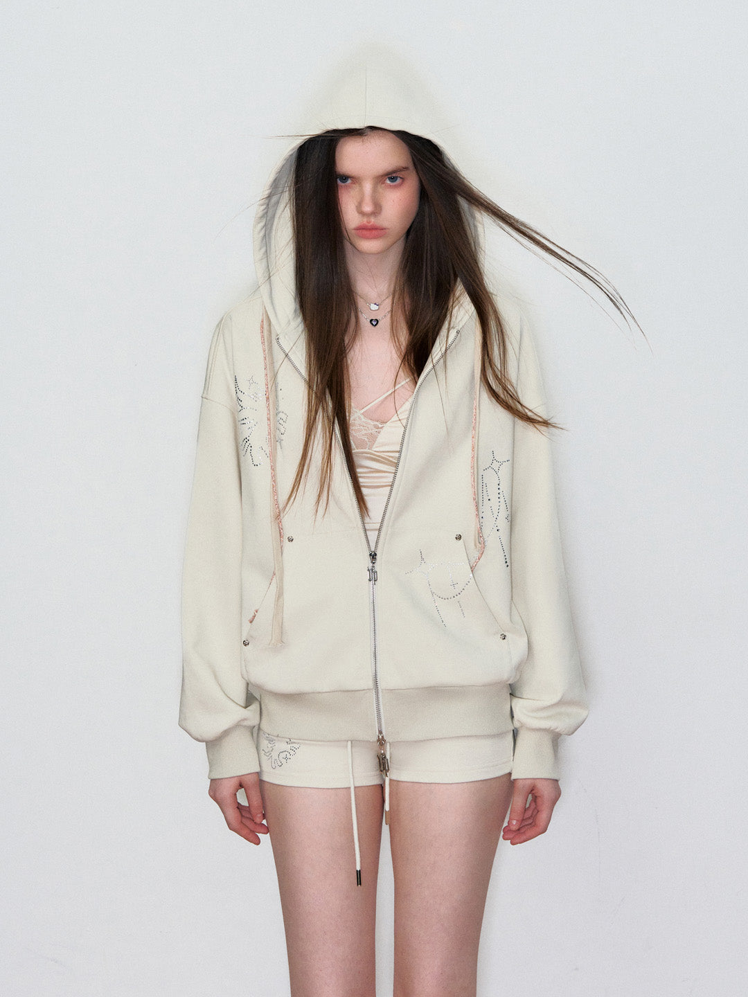 VIA PITTI VIAAC820&amp;VIAAP834 Diamond Pony Hoodie + Shorts Set