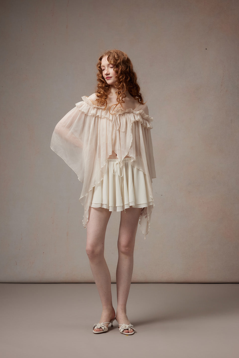 Fa Sogno FSN26PS-SHT-01-WH&amp;FSN26PS-SK-01-WH Beige Feather Dance Set