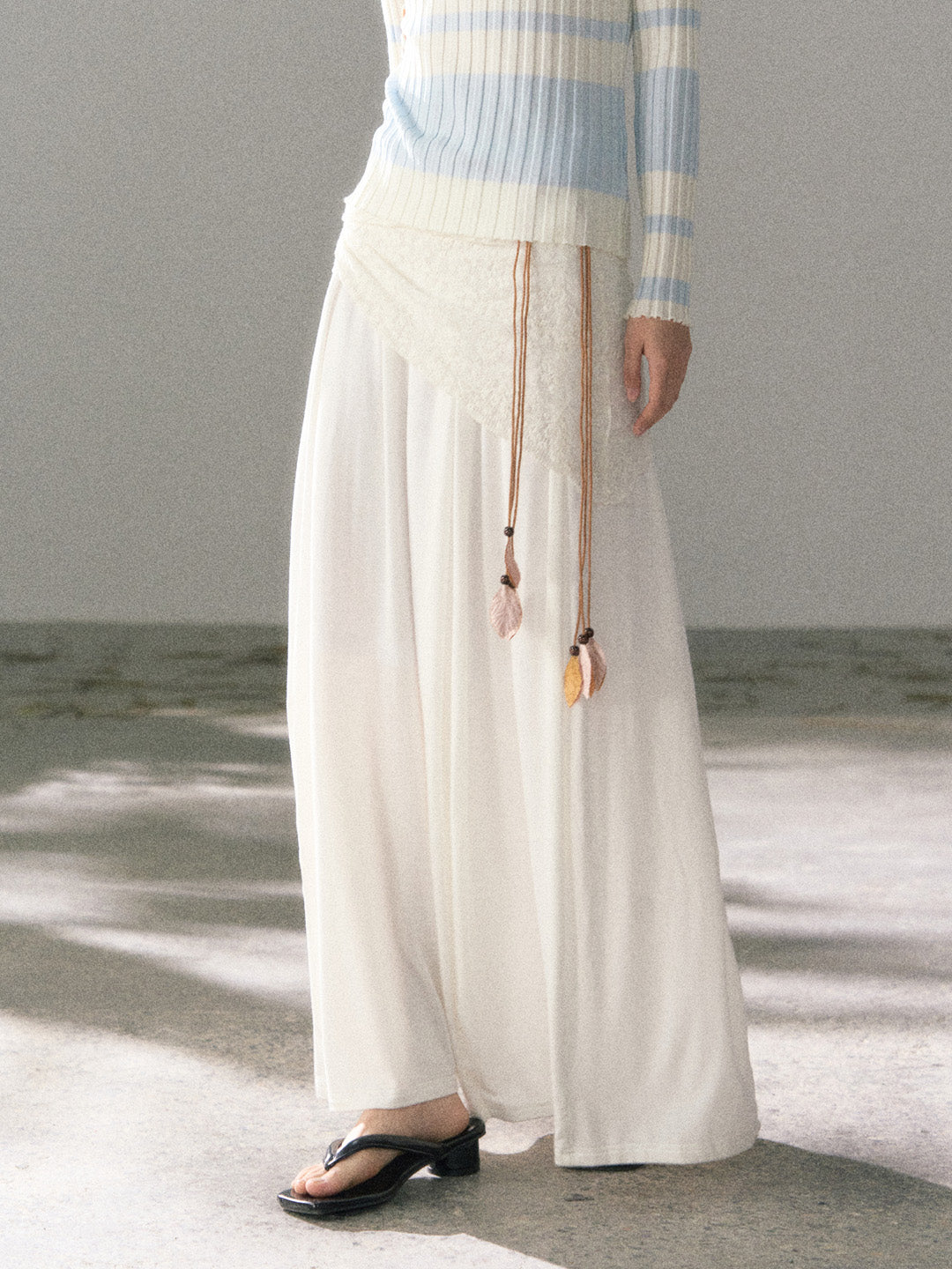 Lafreedom LAF360104 Smooth and skin friendly knitted skirt