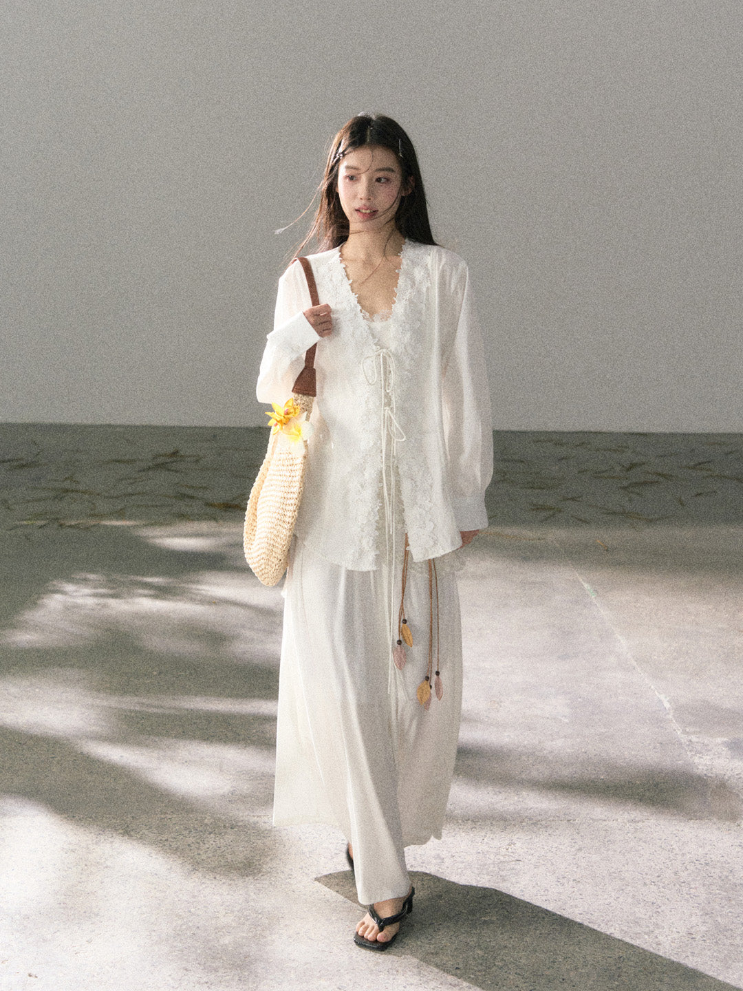 Lafreedom LAF360107 3D lace lazy style drawstring cotton shirt