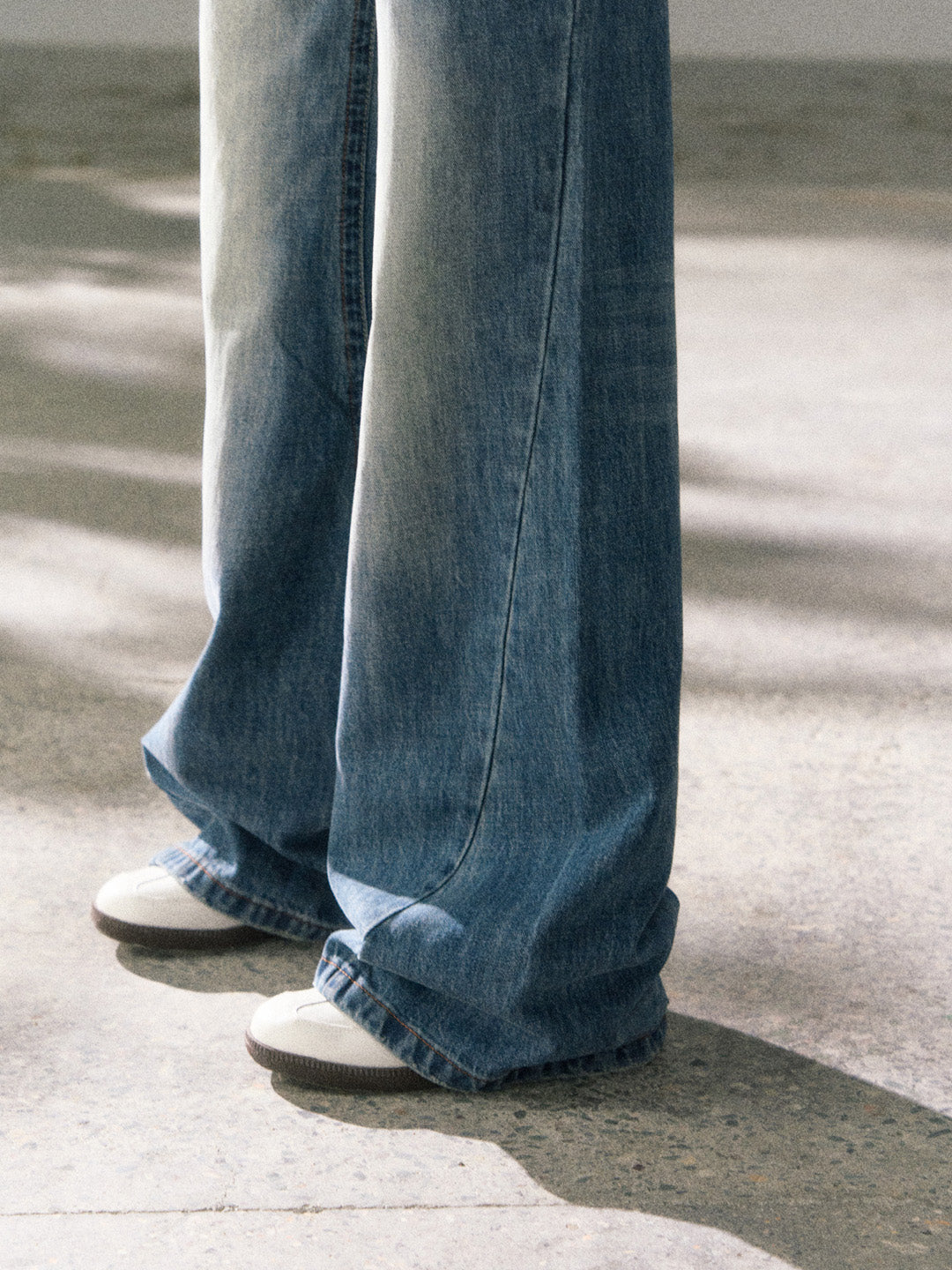 Lafreedom LAF360110 Retro low waisted slightly flared jeans