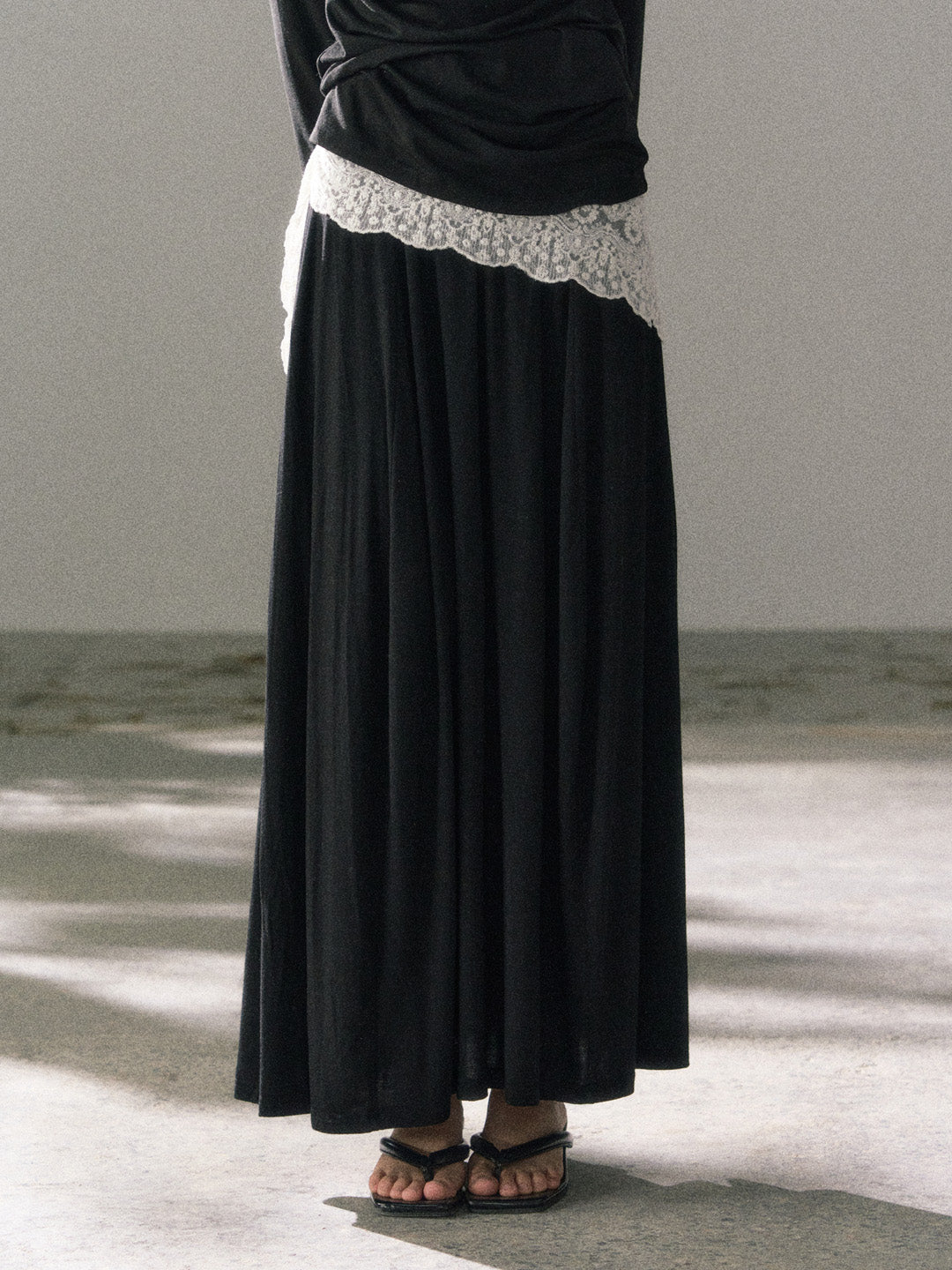 Lafreedom LAF360104 Smooth and skin friendly knitted skirt