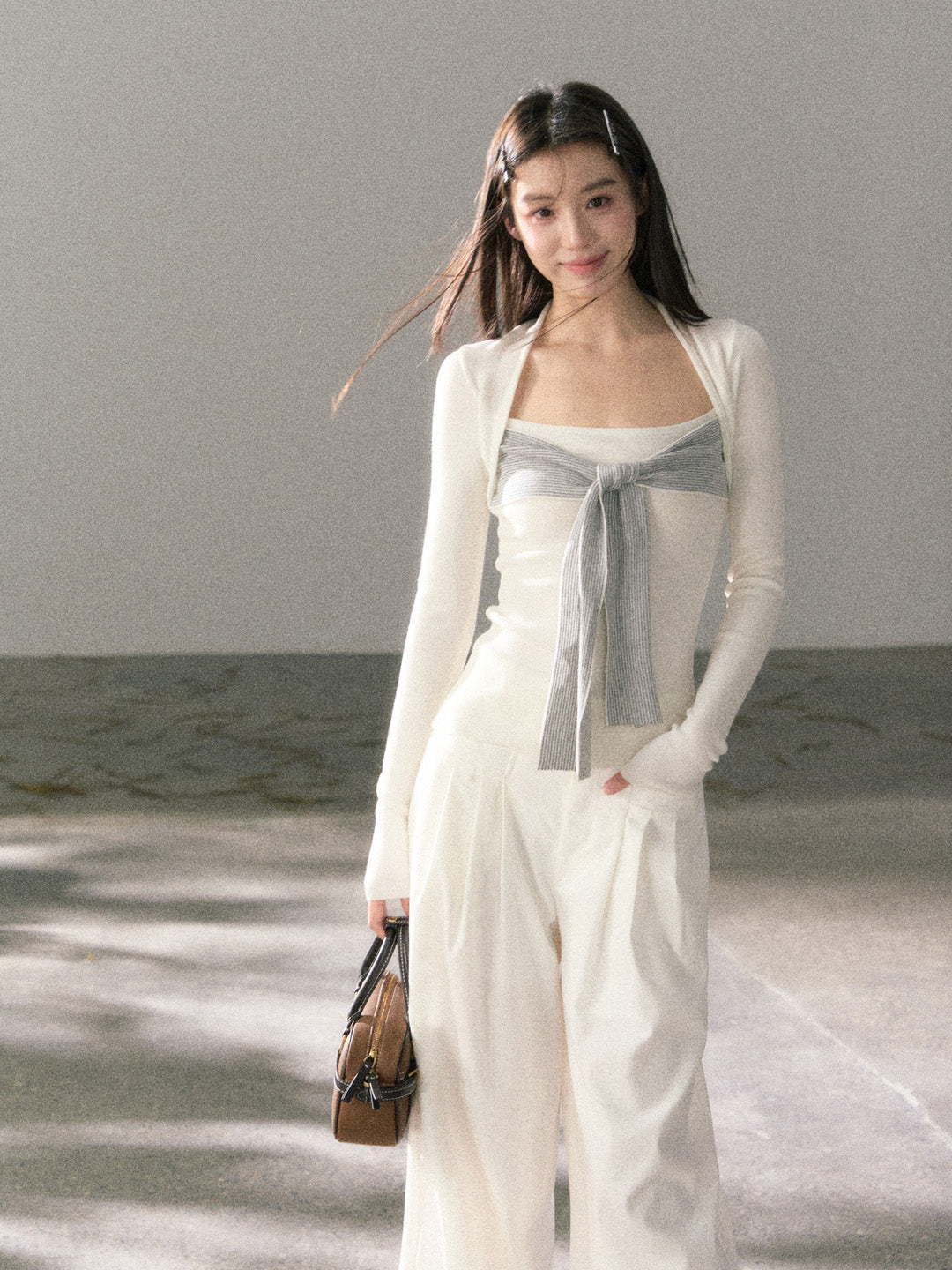 Lafreedom LAF360106 Pleated design white loose casual pants