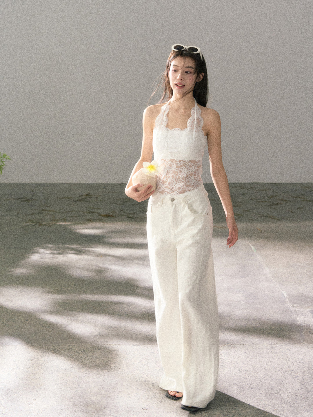 Lafreedom LAF360112 Lace embroidered white denim straight leg pants