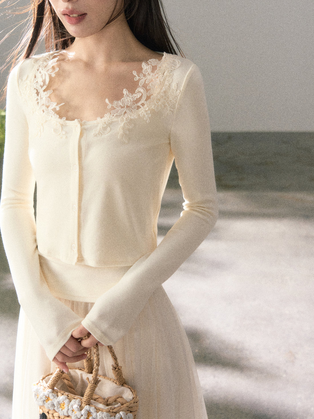 Lafreedom LAF360118&amp;LAF3601193 Lace slim strap camisole vest + knitted cardigan