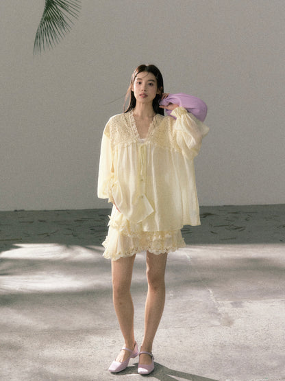 Lafreedom LAF360408&amp;LAF360409 Light yellow French hollow lace vacation style shirt + skirt