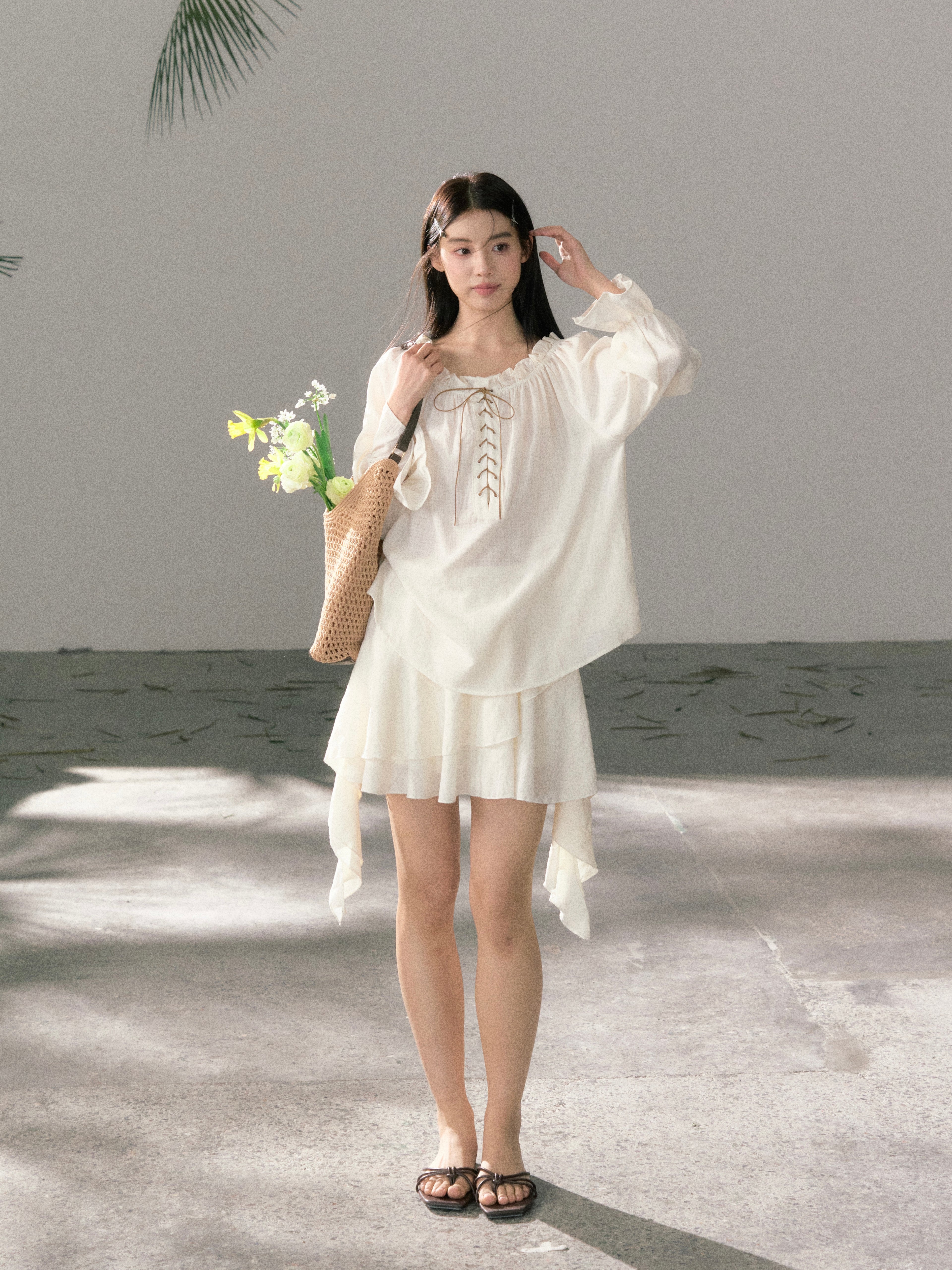 Lafreedom LAF360415 Off shoulder lotus leaf edge shirt two-piece set