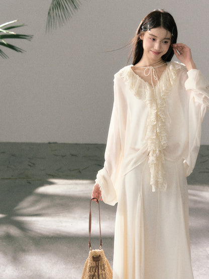 Lafreedom LAF360416&amp;LAF360417 Gentle lace and ruffle collar clear shirt + skirt