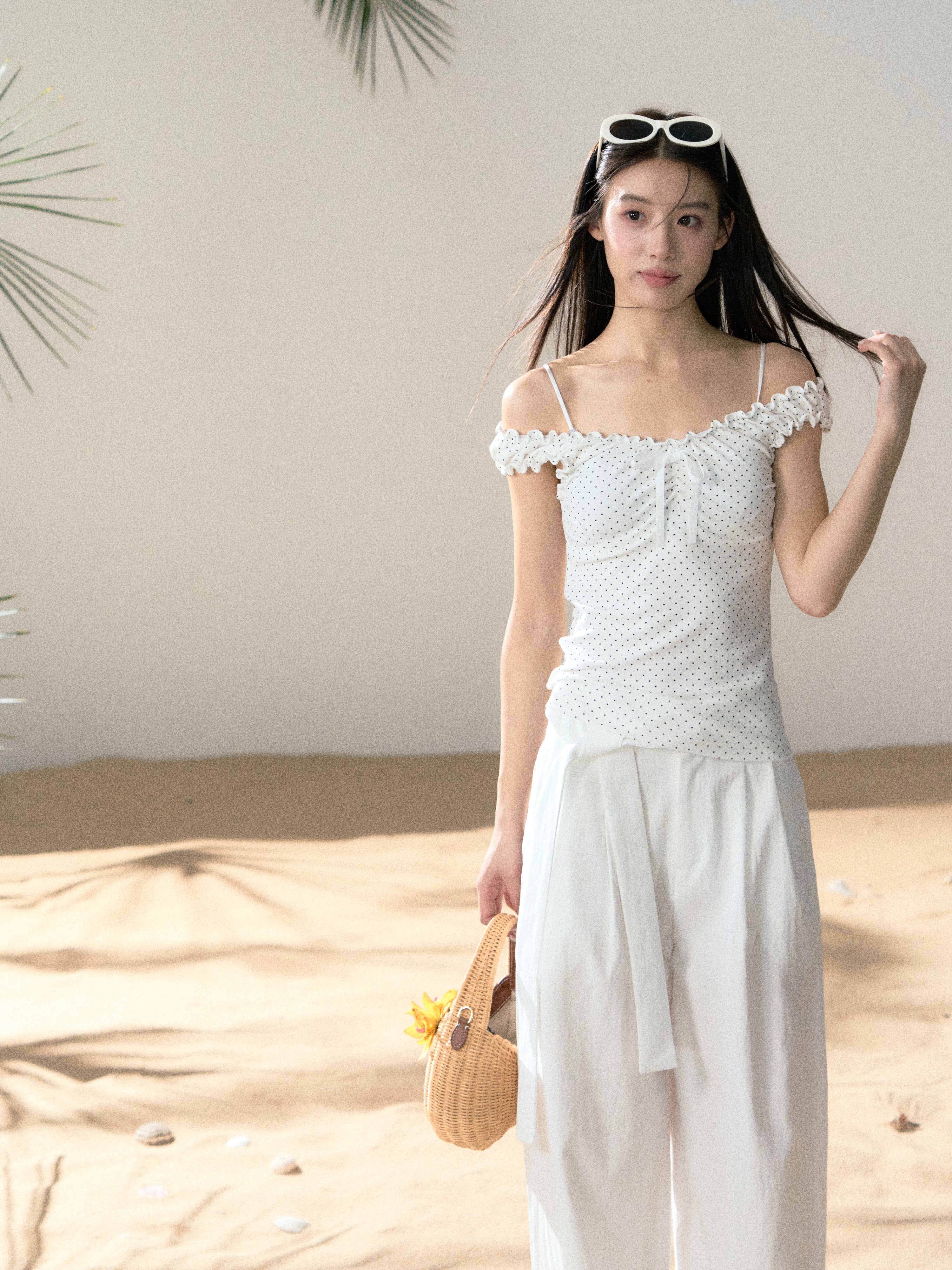 LAFREEDOM LAF360524 Off-Shoulder Stretch Knit Top + LAF360525 White Casual Long Pants