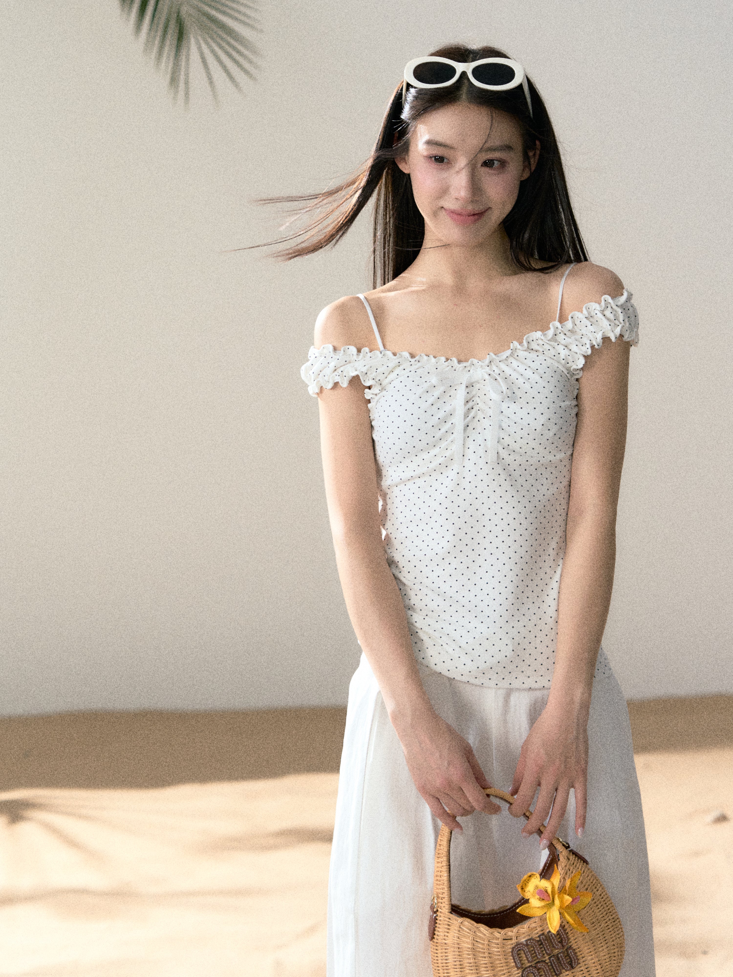 LAFREEDOM LAF360524 Off-Shoulder Stretch Knit Top + LAF360525 White Casual Long Pants