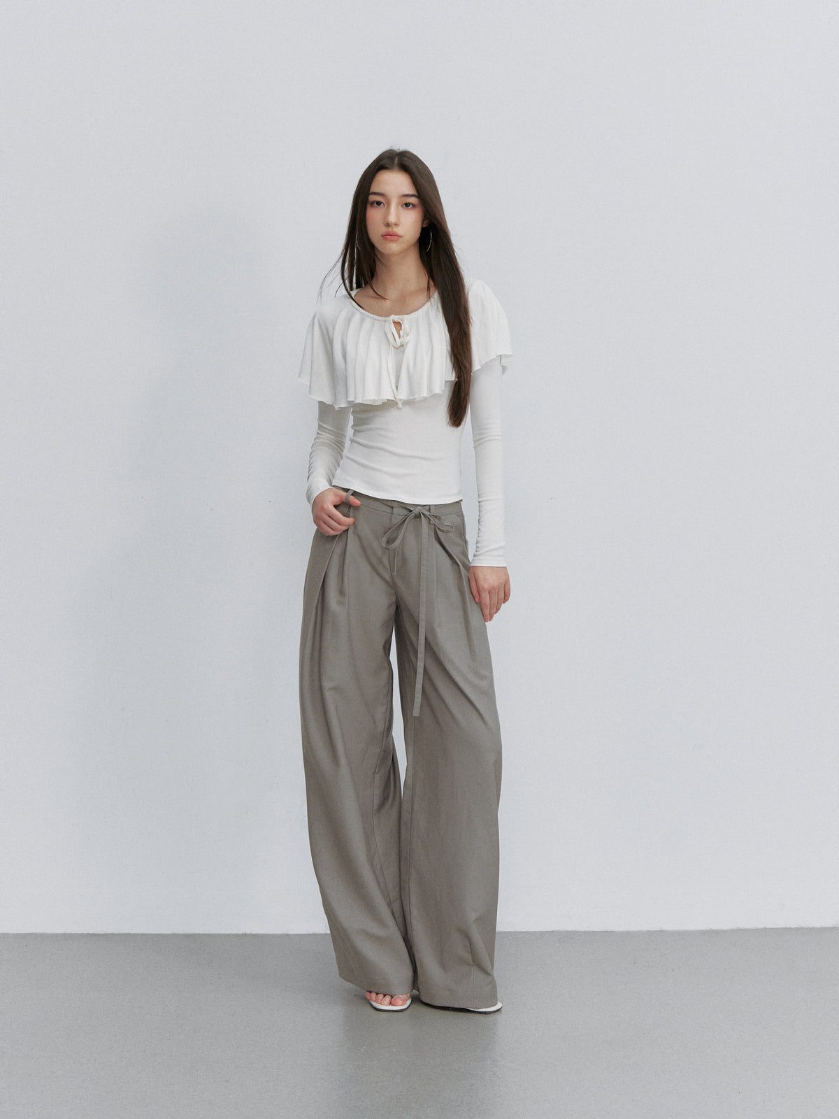 VIA PITTI VIACTP6263 Ruffle Faux-Layer Cape
