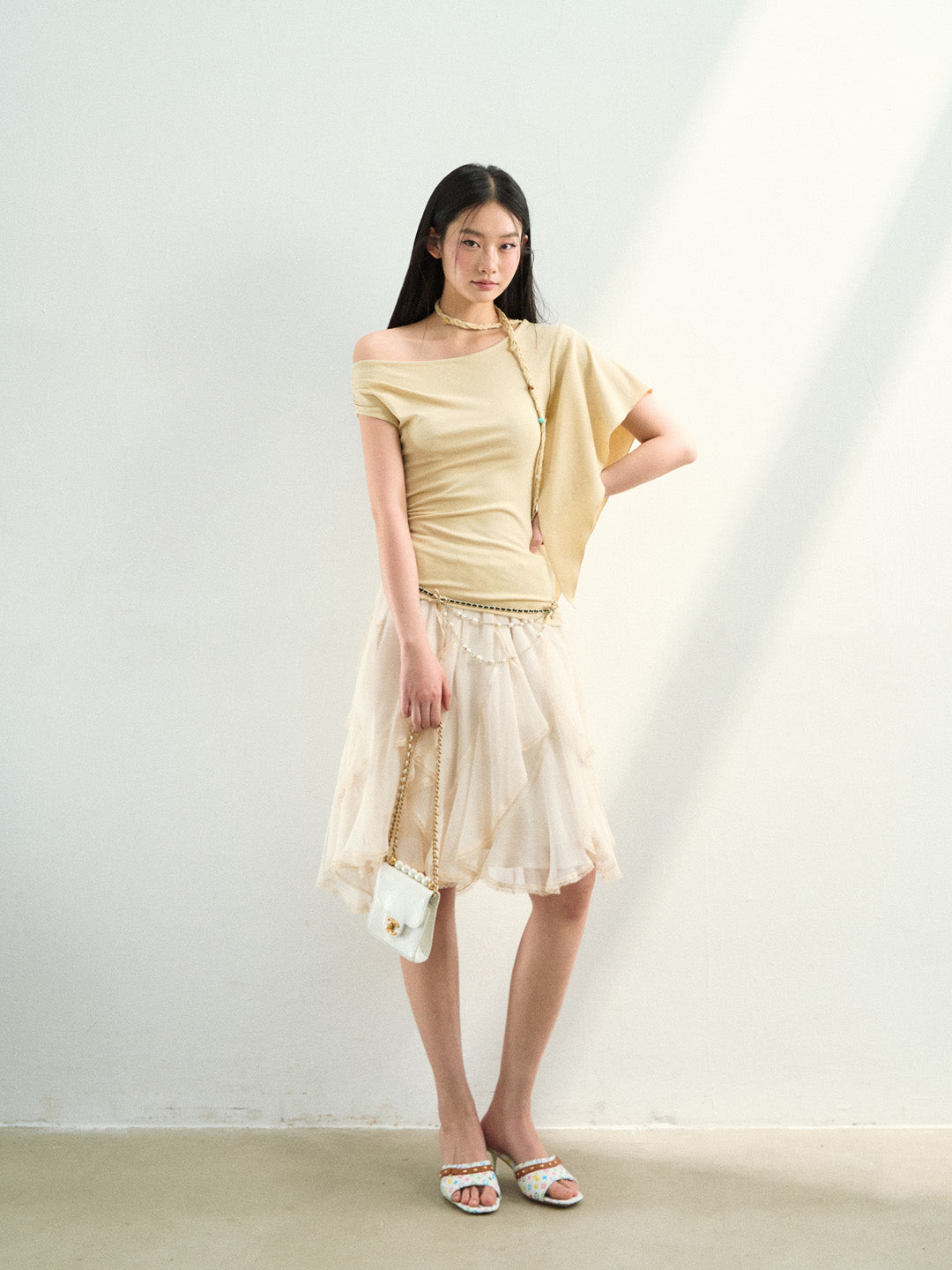 VIA PITTI VIAAT886 Irregular flowing short sleeved T-shirt