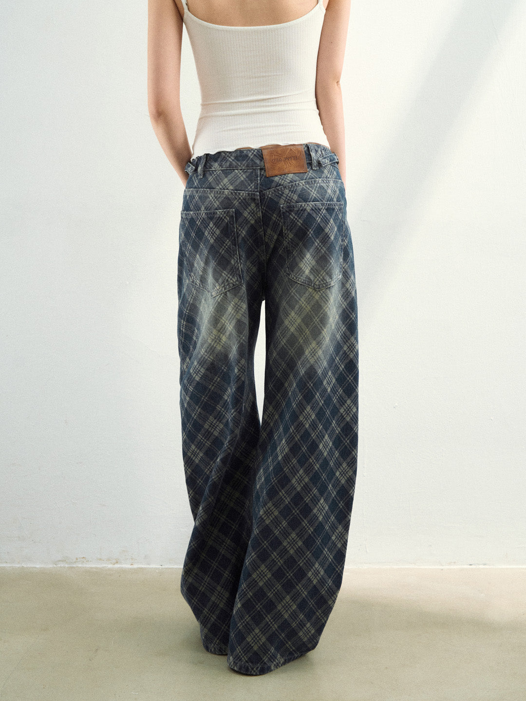 VIA PITTI VIAATP790 Grid denim gradient washed denim pants