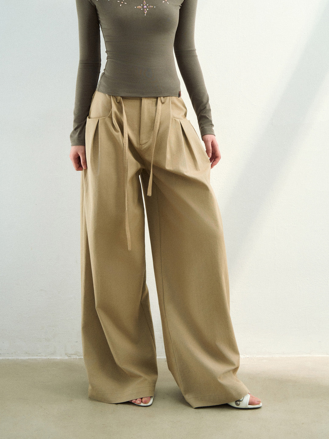 VIA PITTI VIAAP796 Folded loose fit casual pants
