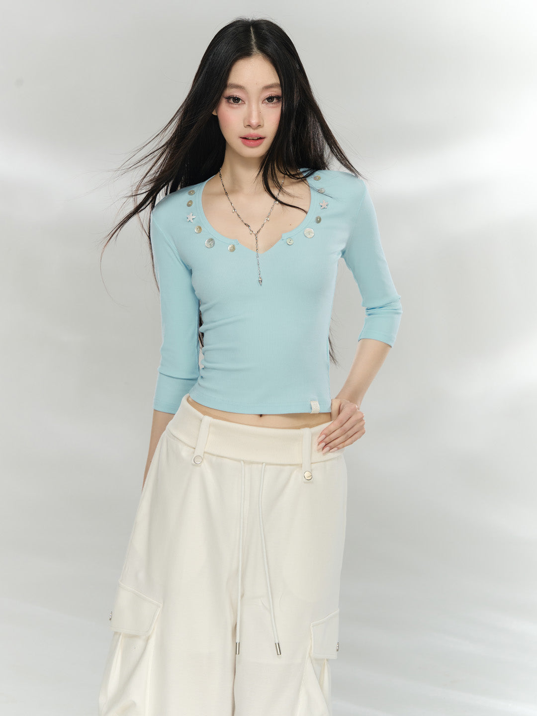 VIA PITTI VIAATP791 V-neck button decoration top