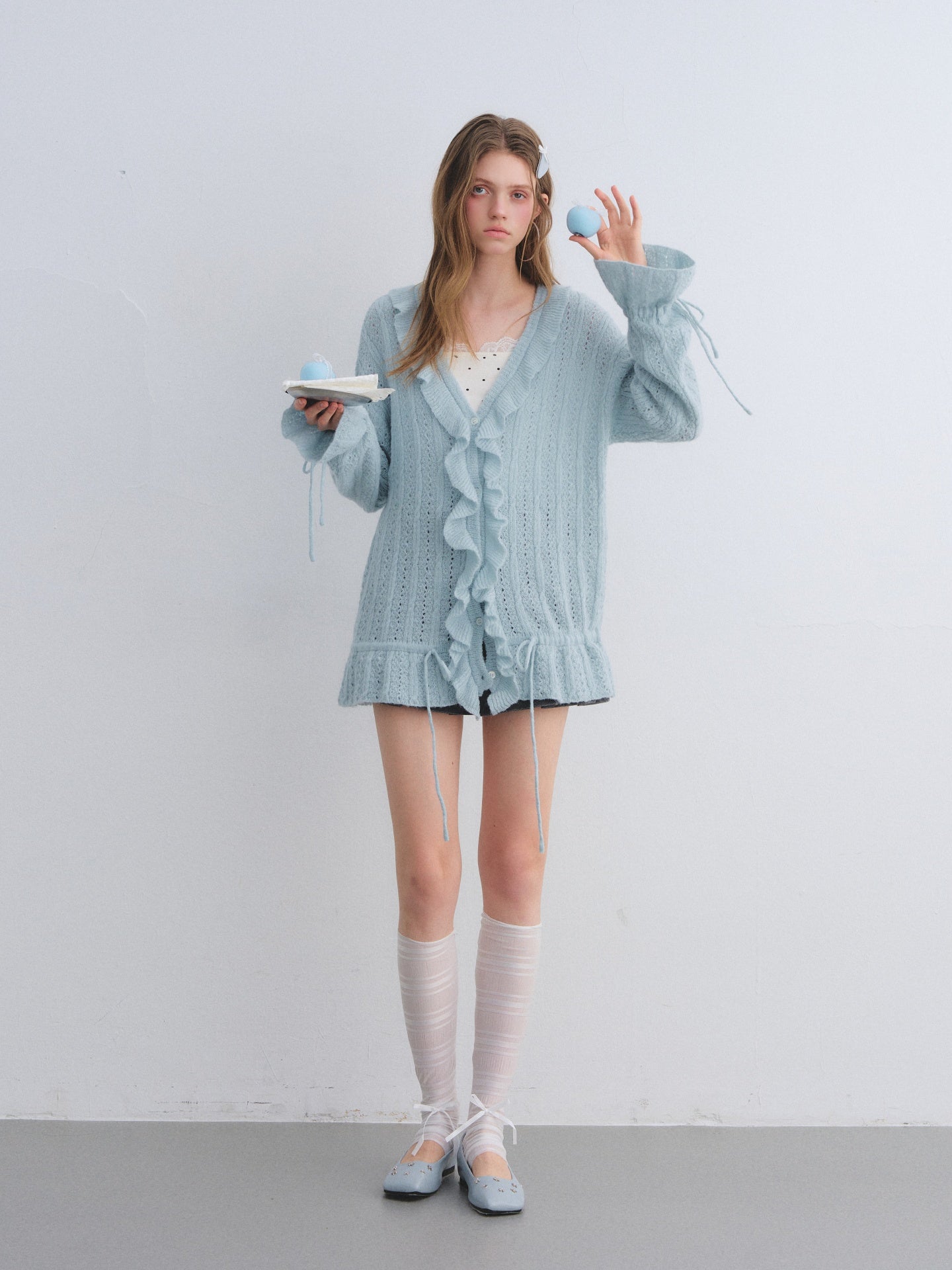 AsGony ASG25650 Woolen pleated hollow knitted cardigan