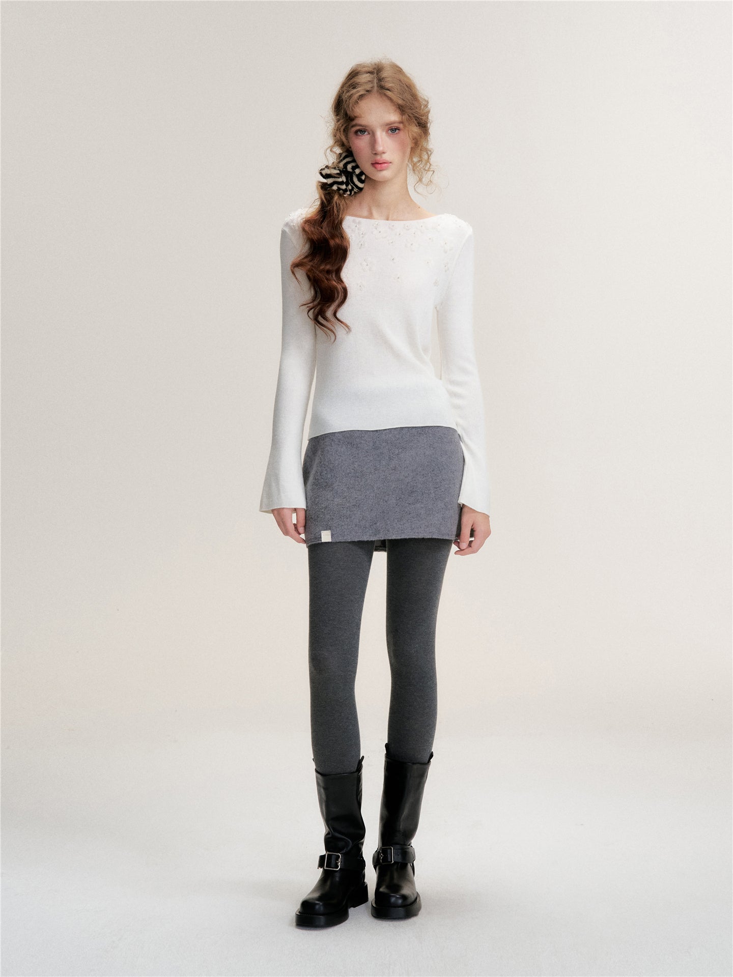 16DEWS 16D25460 Wool blend woolen A-line skirt