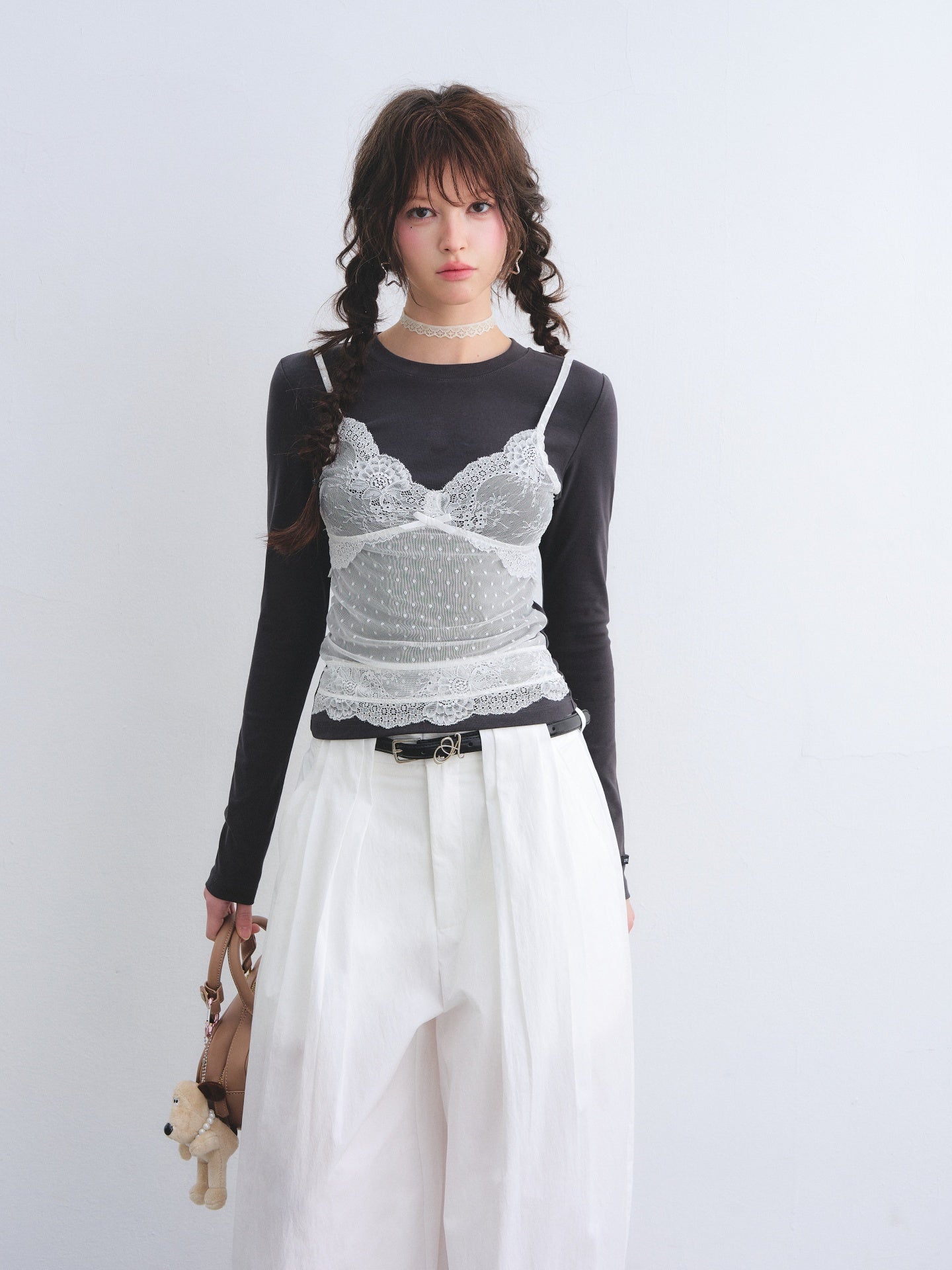 AsGony ASG26013 Fake two lace patchwork long sleeved base T-shirt