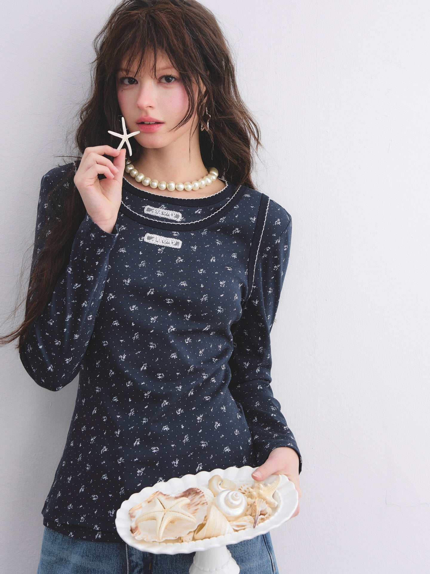 AsGony ASG26027 Round neck floral curved tooth long sleeved vest two-piece set