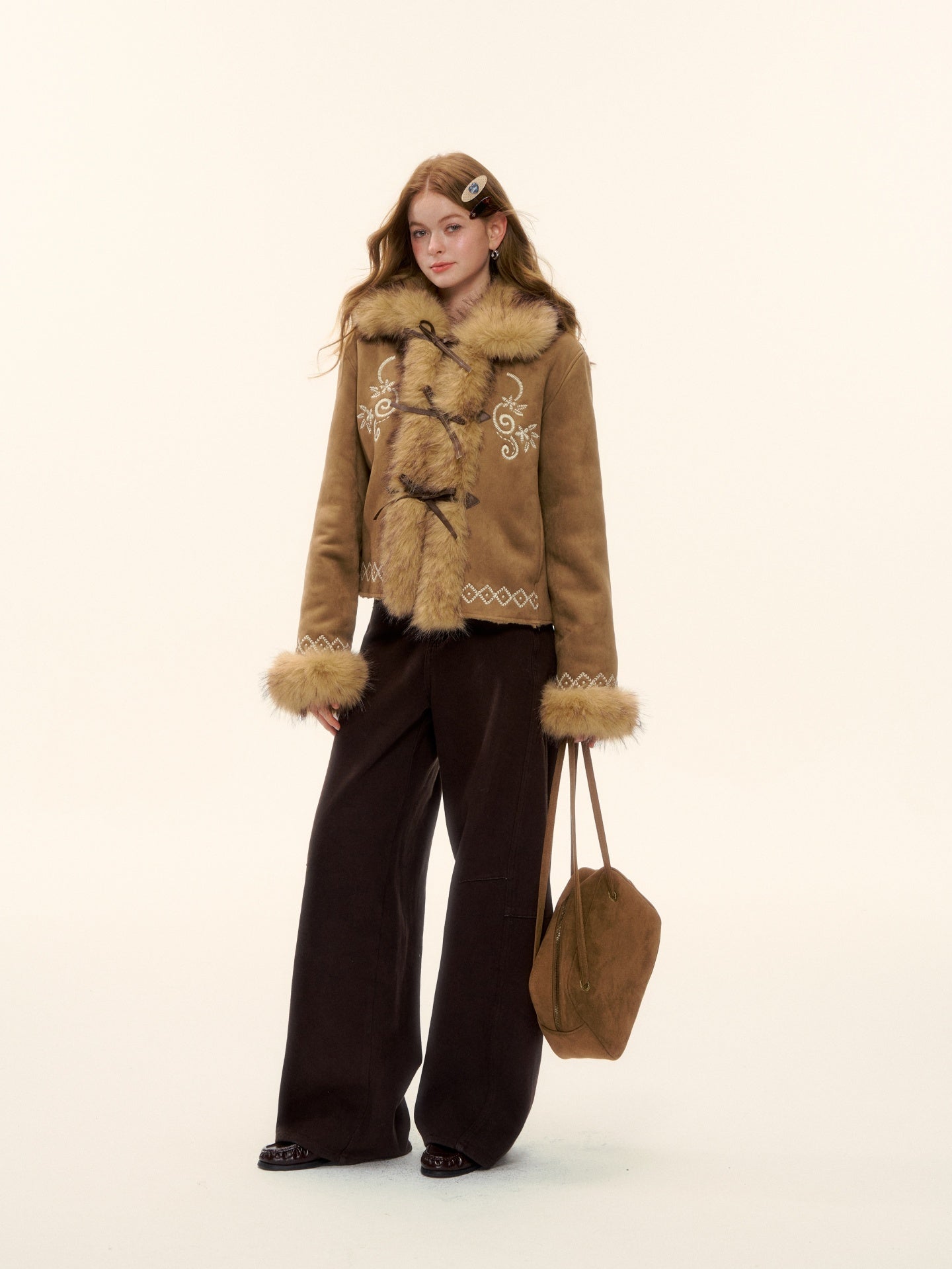 AsGony ASG25623 Coarse thread embroidery strap fur integrated jacket