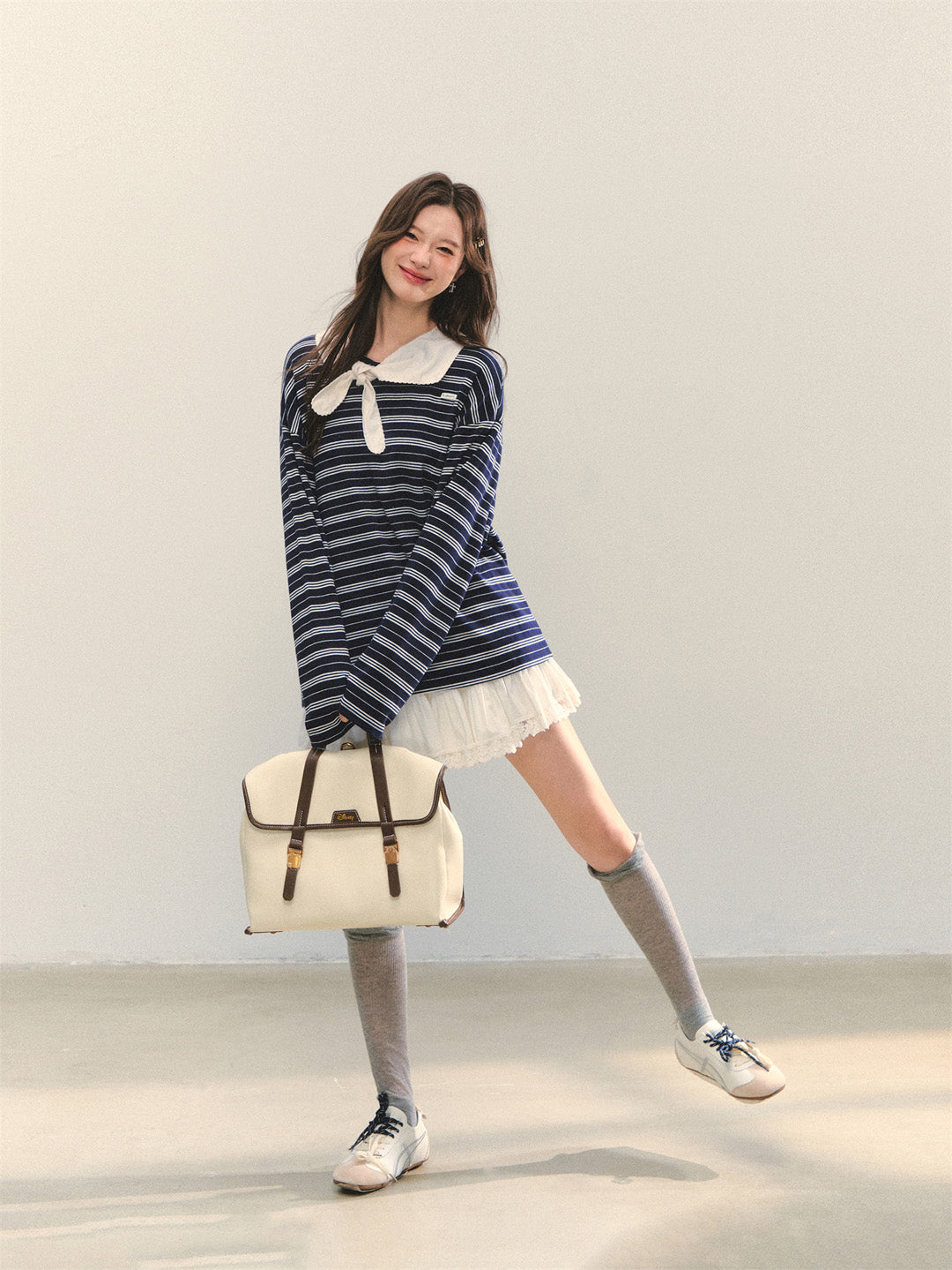 AsGony ASG25318 Striped tie with loose T-shirt