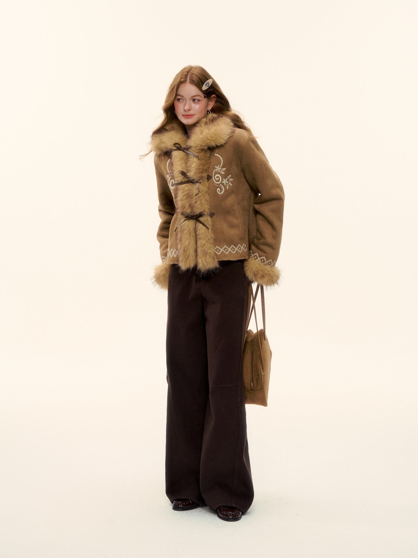 AsGony ASG25623 Coarse thread embroidery strap fur integrated jacket