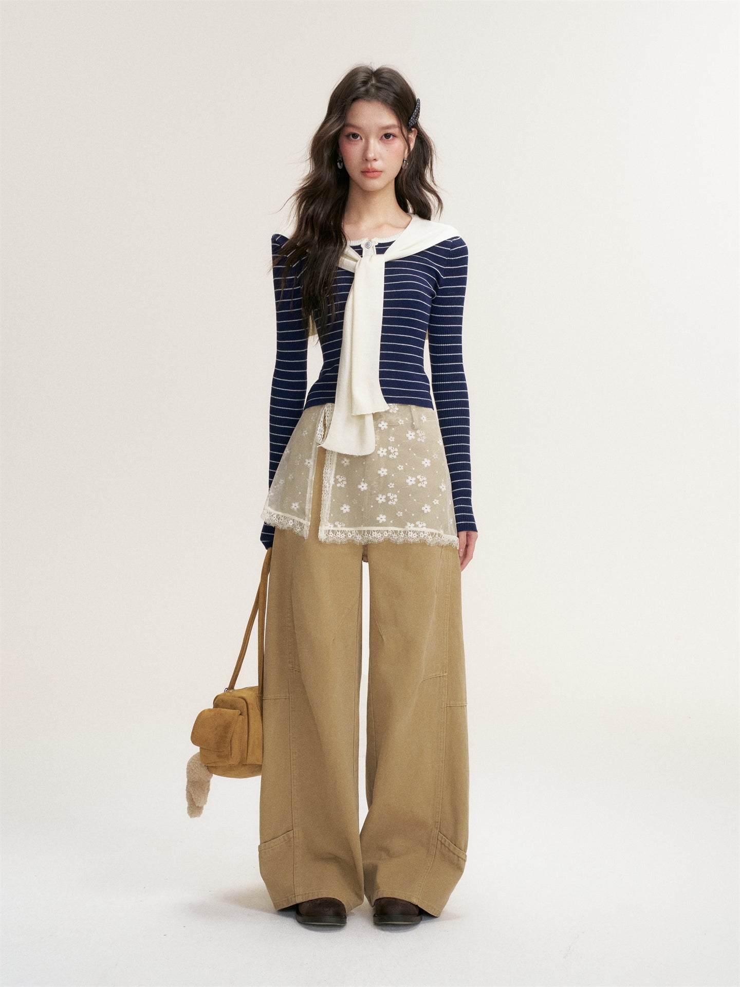 16DEWS 16D25449 Fake two piece slim fit long sleeved knitted top