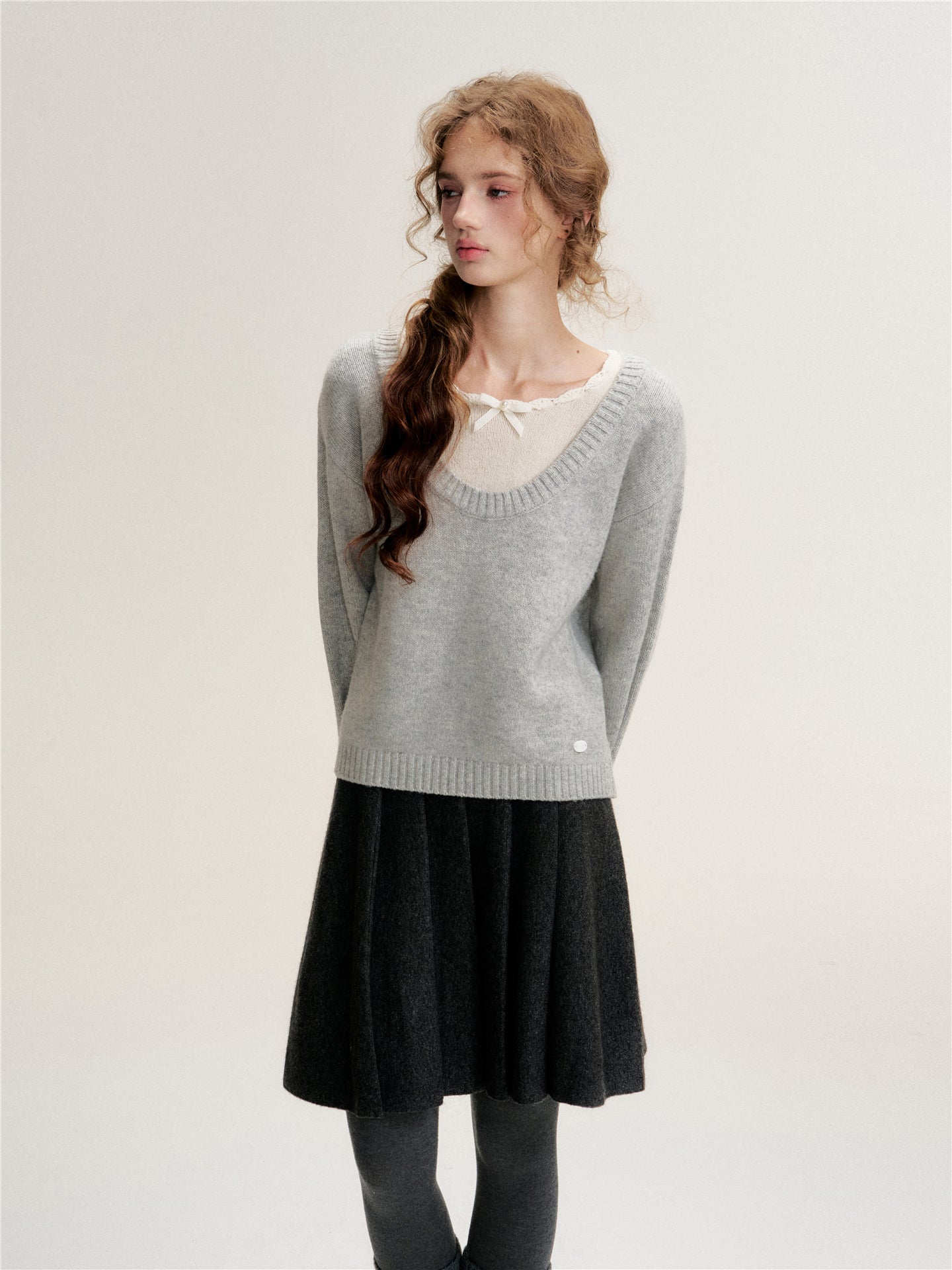 16DEWS 16D25463 Fake two piece contrasting wool knitted sweater