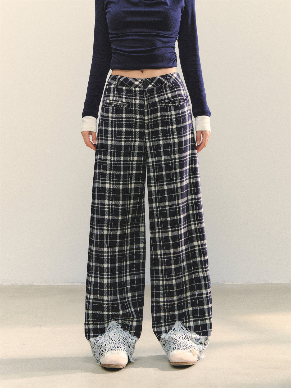 AsGony ASG25283 Plaid patchwork lace casual pants (2color)