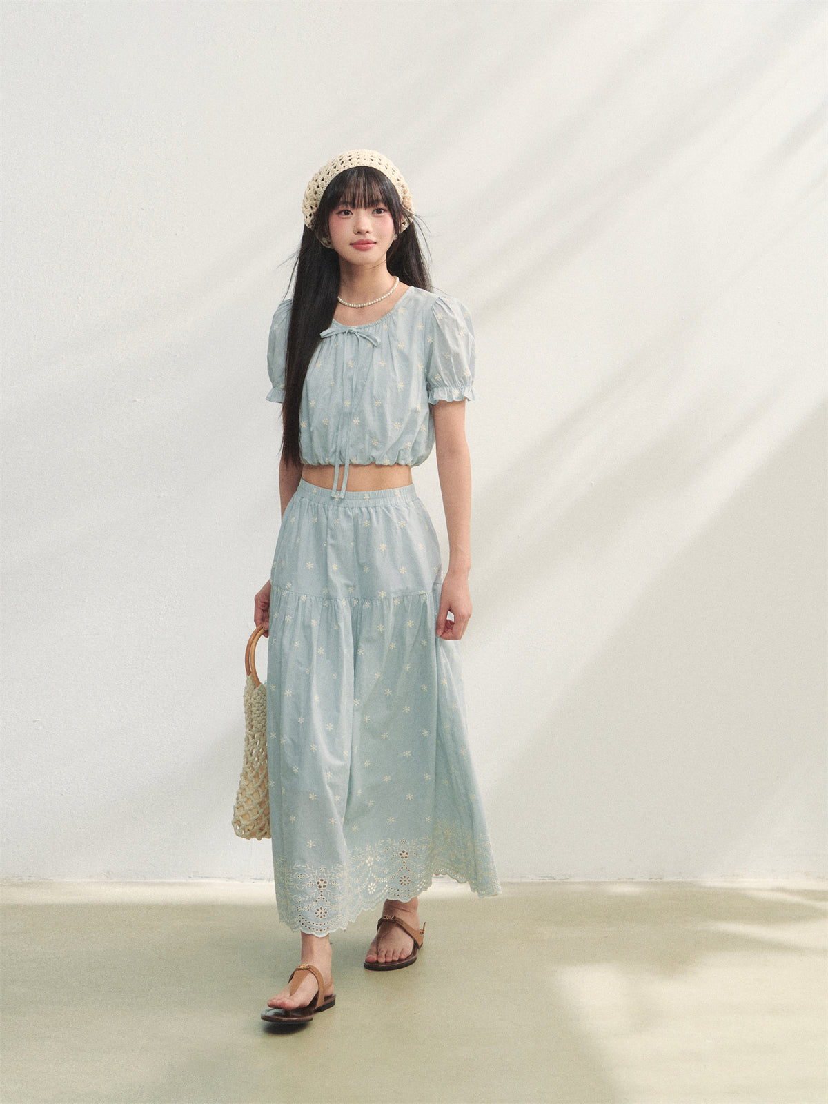 AsGony ASG25193&amp;ASG25194&amp;ASG25195 Flower embroidery lace up bubble sleeve top+vest+skirt